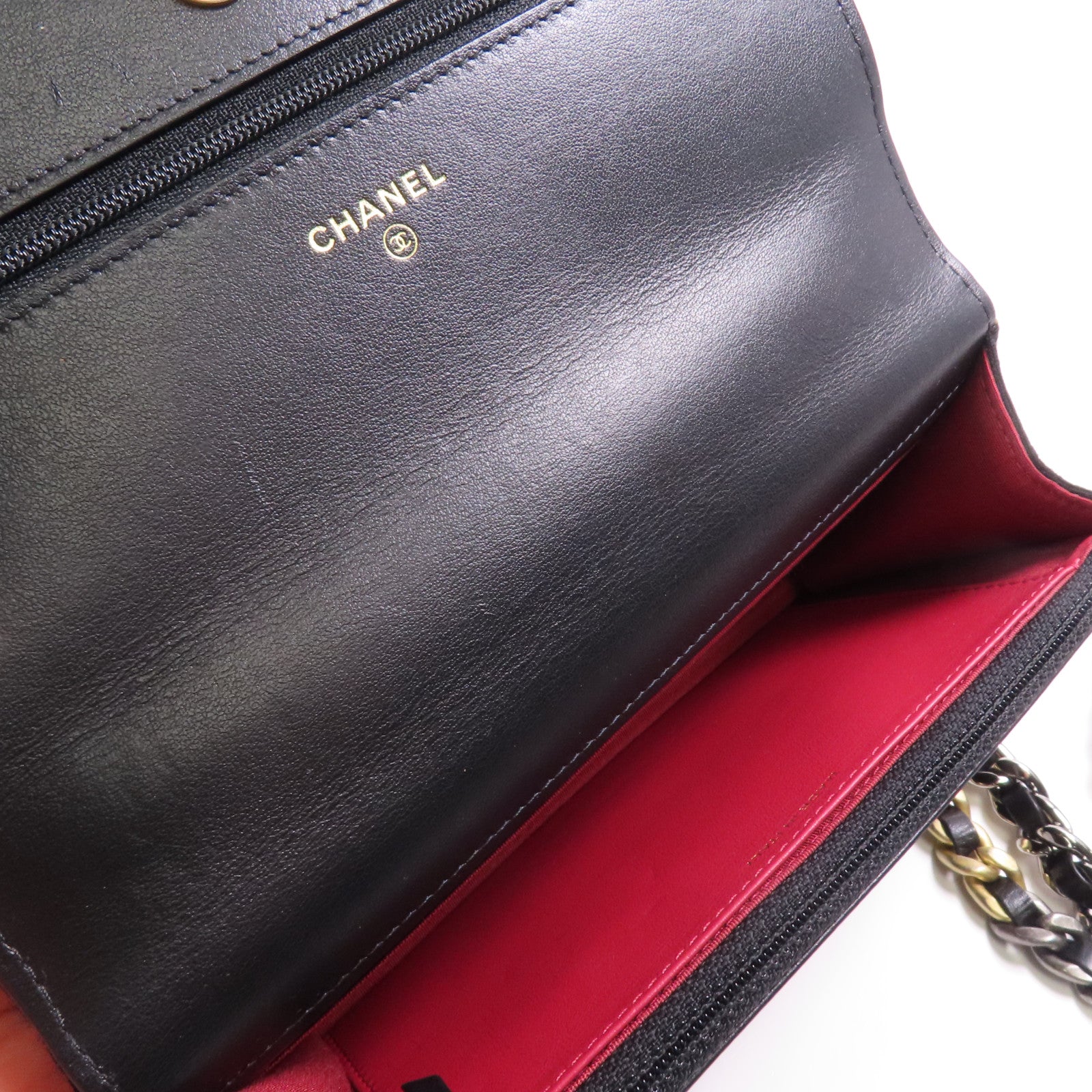 CHANEL 帆布19WOC Wallet On Chain鏈帶肩背袋