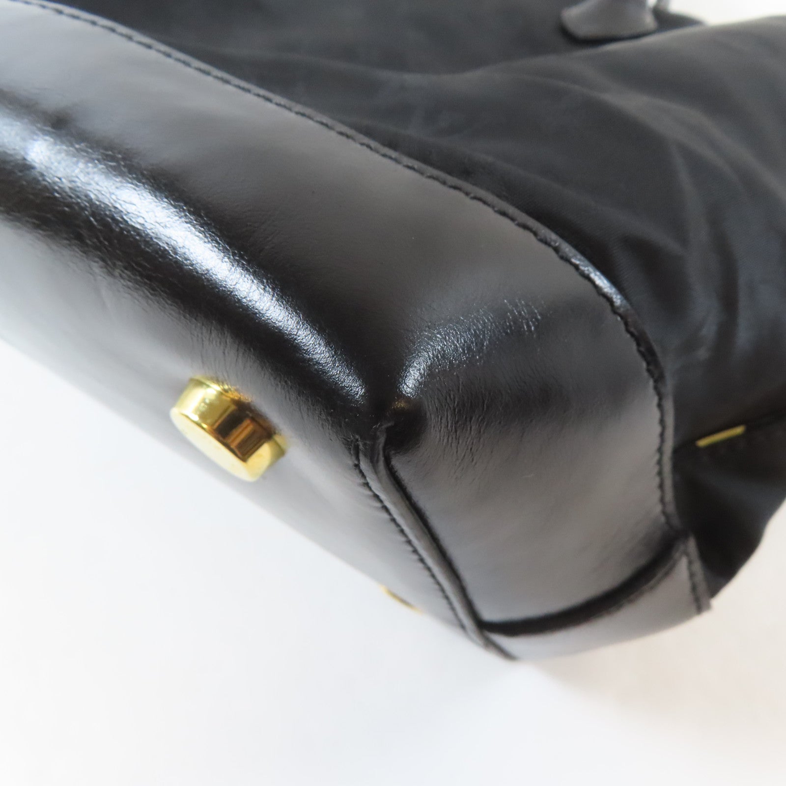 LOUIS VUITTON Monogram Satin Lockit金扣手挽袋黑色