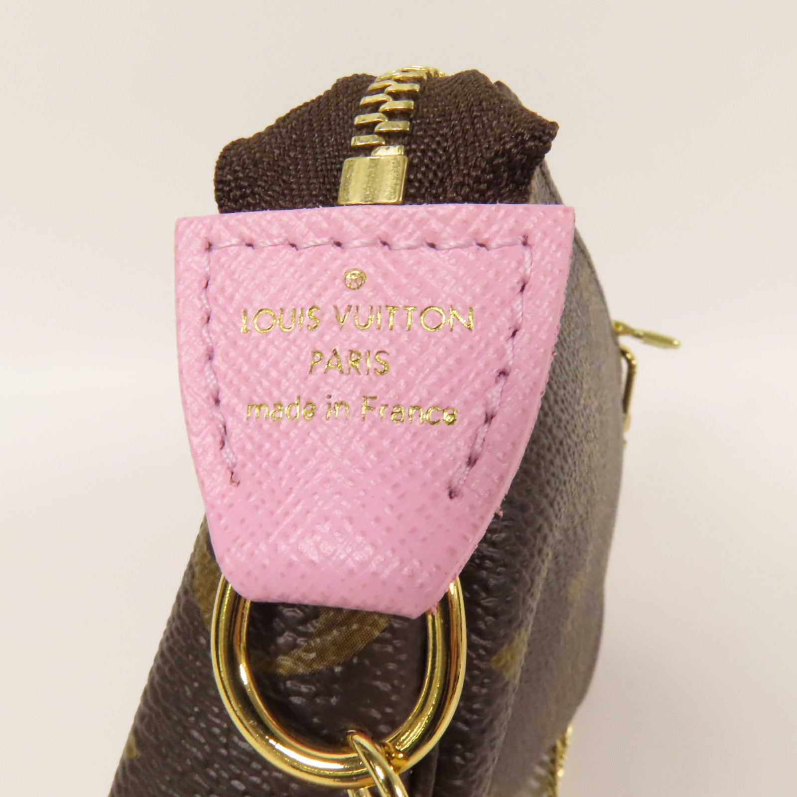 LOUIS VUITTON Monogram Pochette Accessoires金扣手挽袋