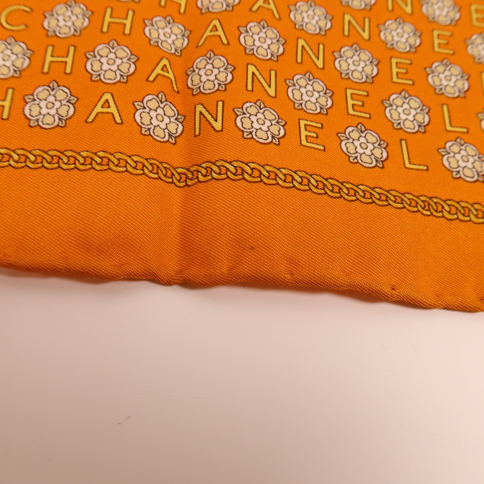 CHANEL 絲質Scarf 45x45絲巾