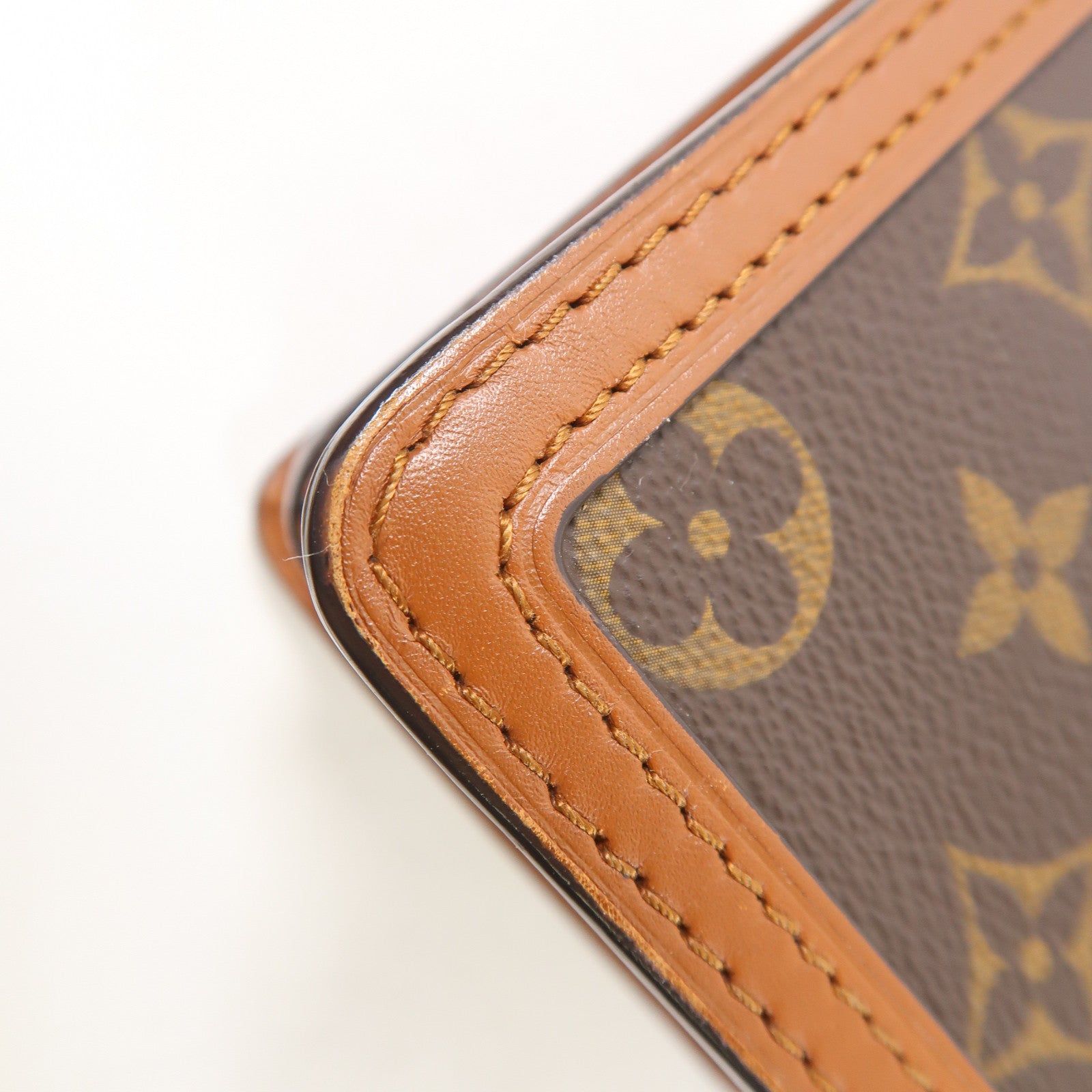 LOUIS VUITTON Monogram Reverse Mini Dauphine金扣肩背袋啡色