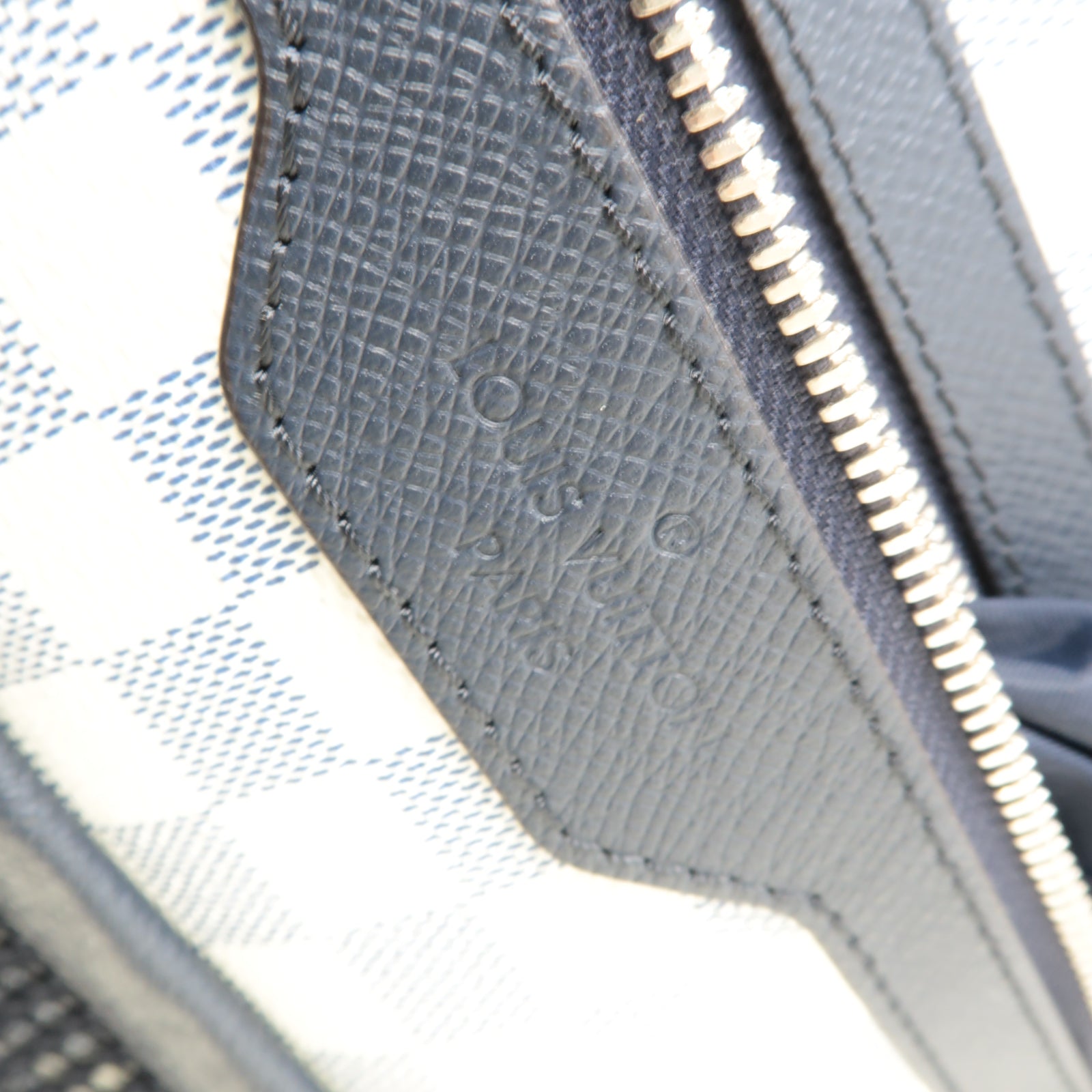 LOUIS VUITTON Damier Coast Matchpoint Backpack銀扣背包白色/深藍色