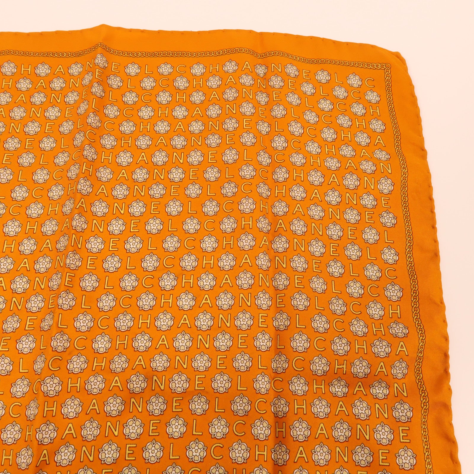 CHANEL 絲質Scarf 45x45絲巾