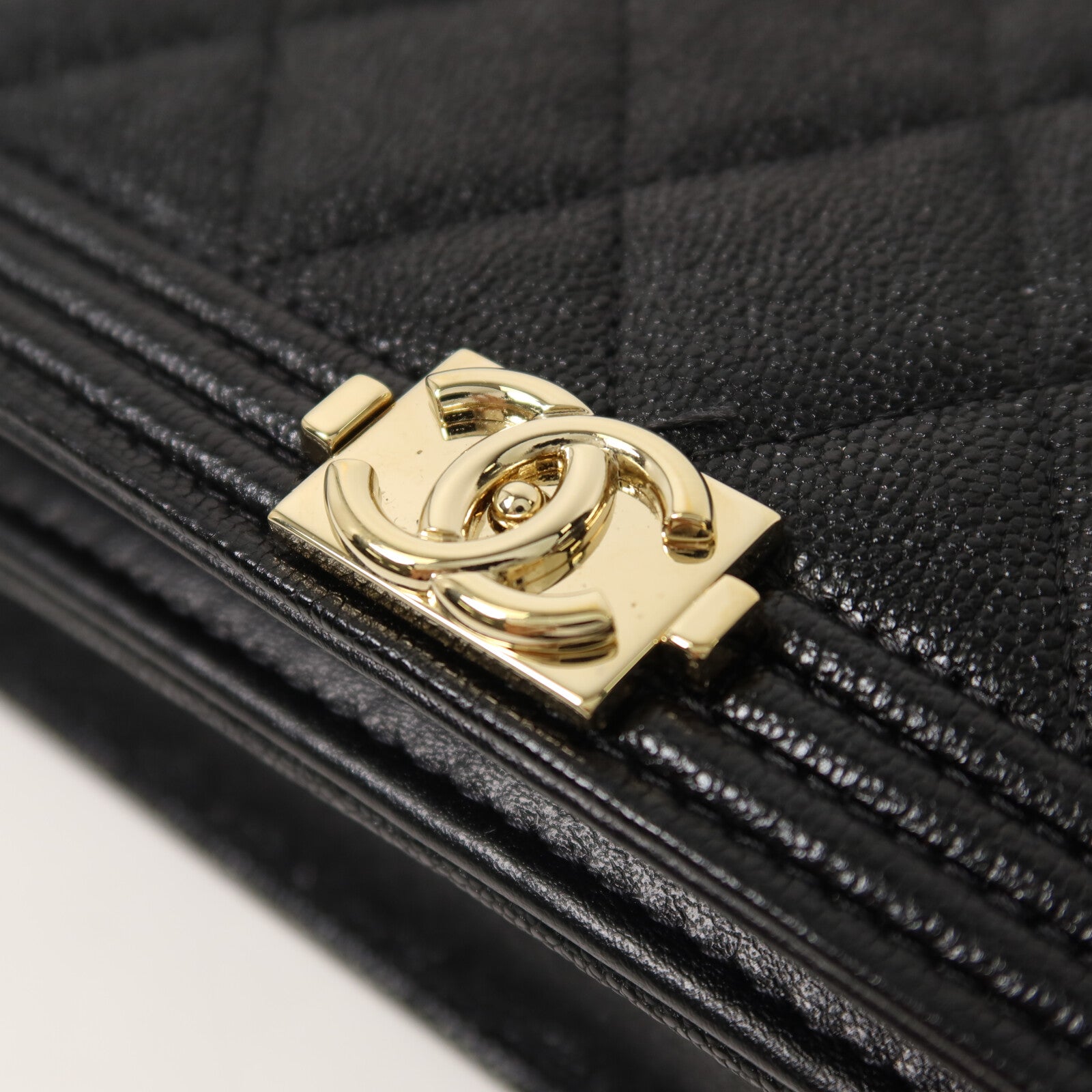 CHANEL 牛皮皮革LeBoy Wallet On Chain鏈帶肩背袋