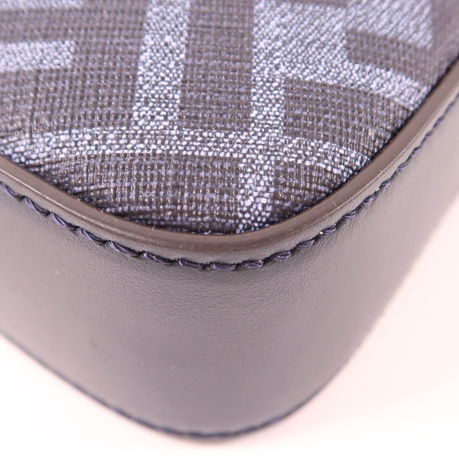 FENDI 塗層帆布Diagonal Camera Case銀扣肩背袋