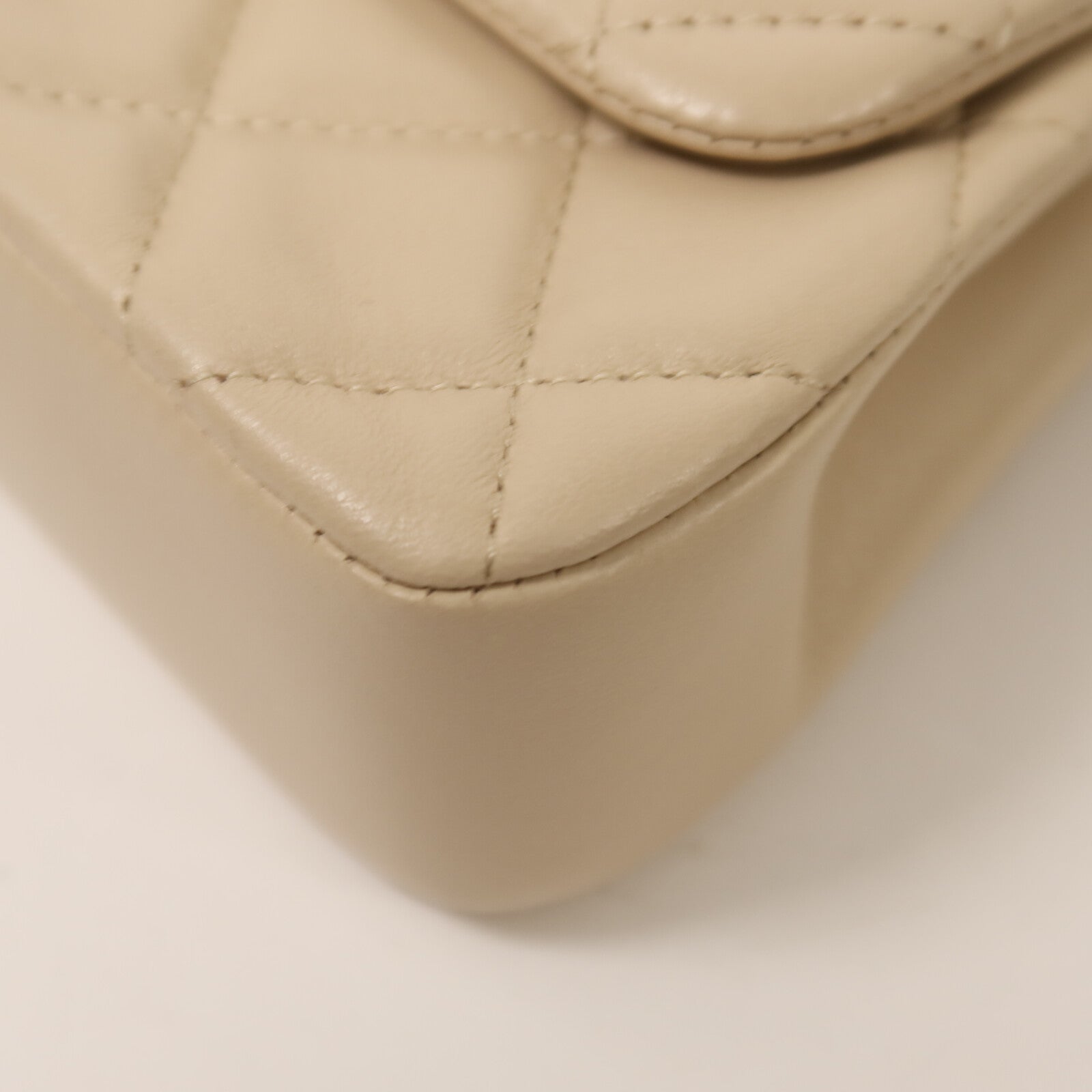 CHANEL 羊皮皮革Chain Shoulder金扣鏈帶肩背袋