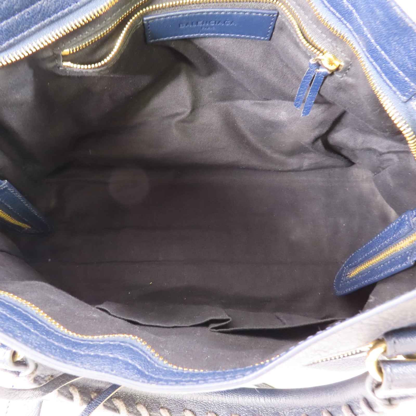 BALENCIAGA 牛皮皮革Shoulder Bag金扣肩背袋