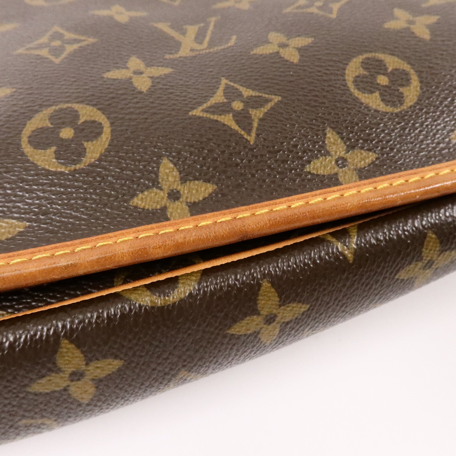 LOUIS VUITTON Monogram Bosphore金扣肩背袋