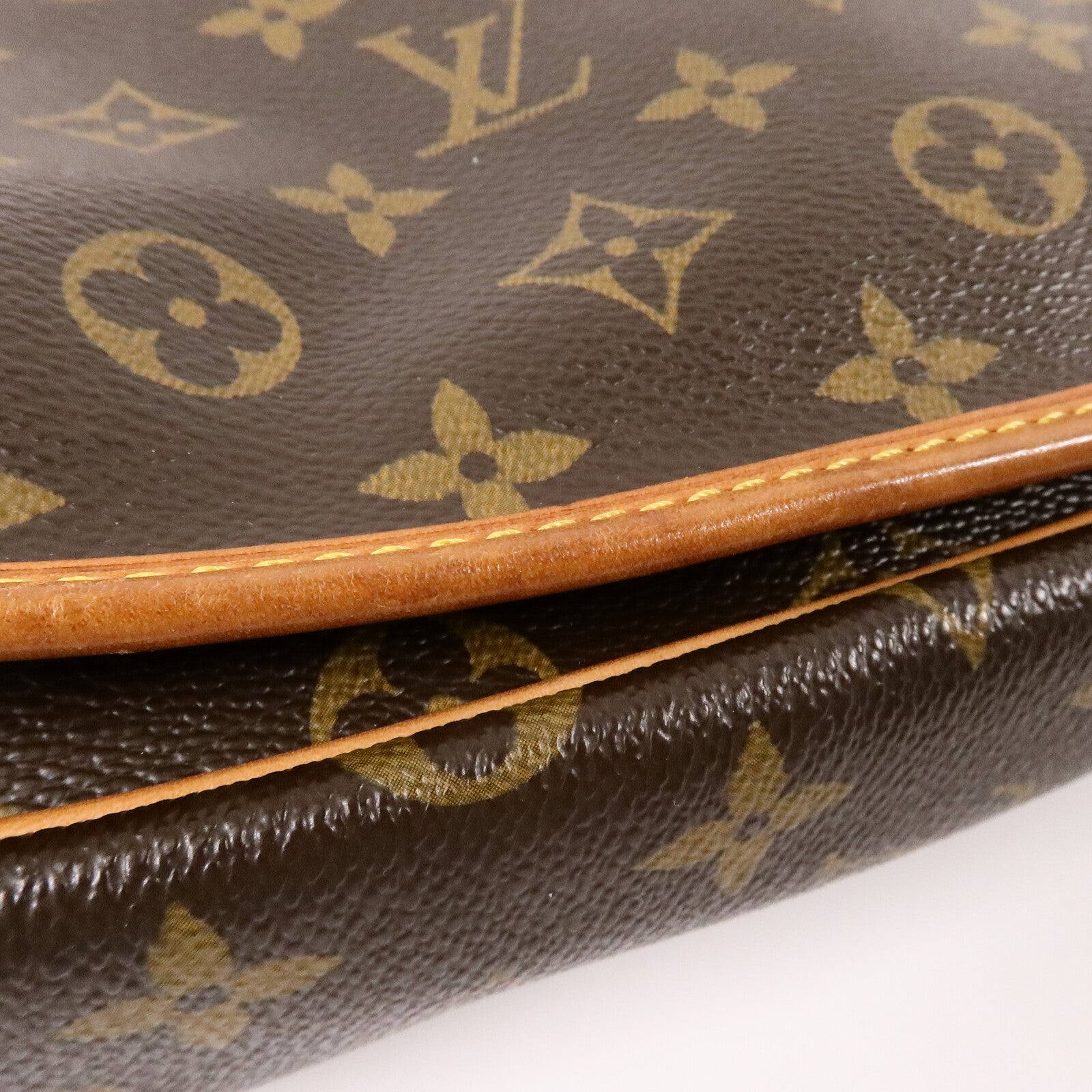 LOUIS VUITTON Monogram Bosphore金扣肩背袋