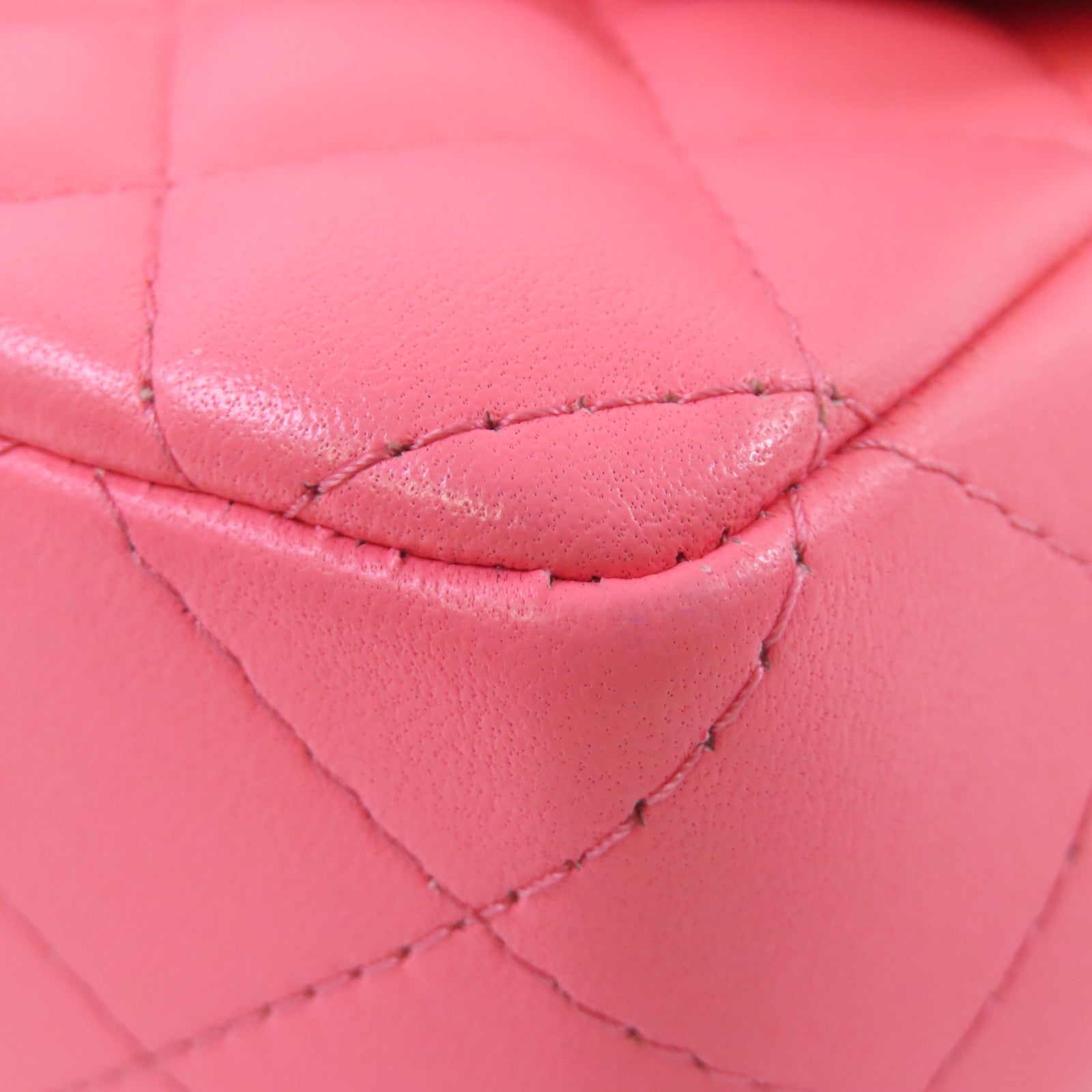 CHANEL 菱格羊皮皮革Classic Flap 20cm Chain Shoulder Bag金扣鏈帶肩背袋粉紅色