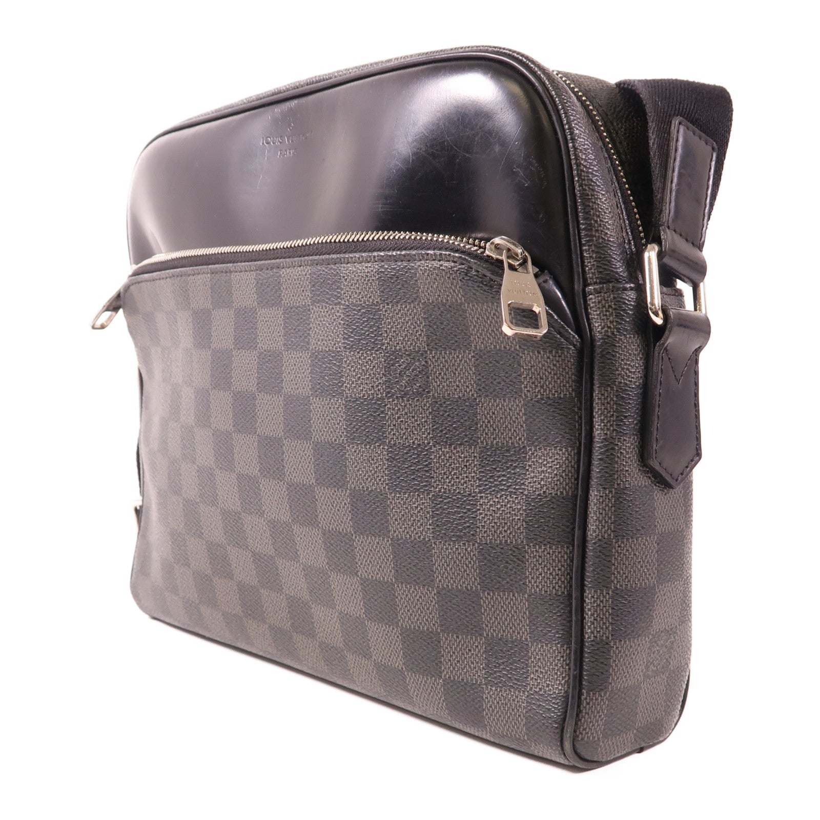 LOUIS VUITTON Damier Graphite Dayton MM銀扣肩背袋