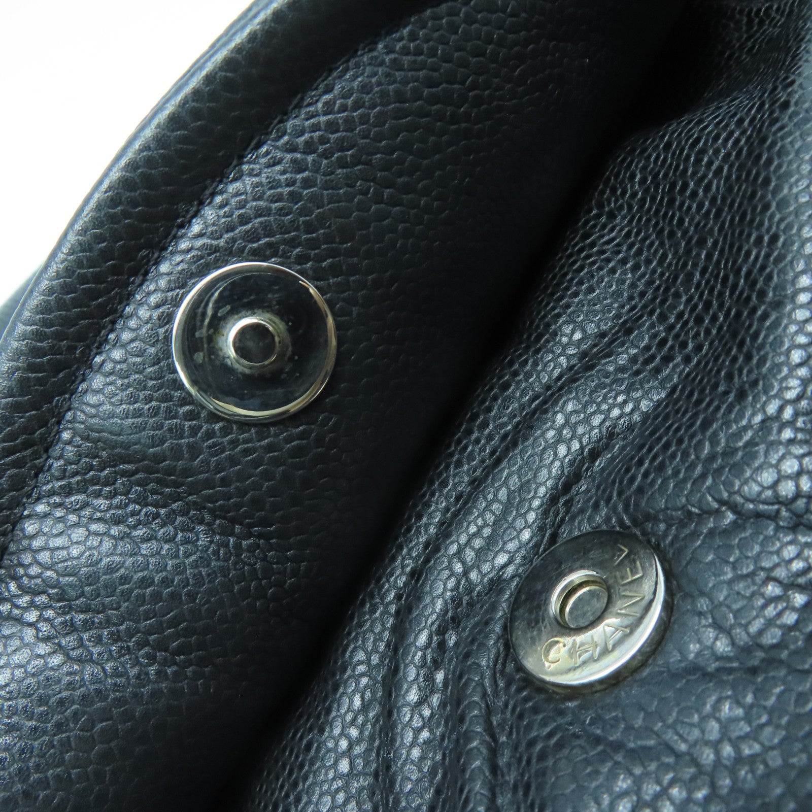 CHANEL 菱格Caviar皮革Chain Shoulder銀扣手挽肩背兩用袋黑色