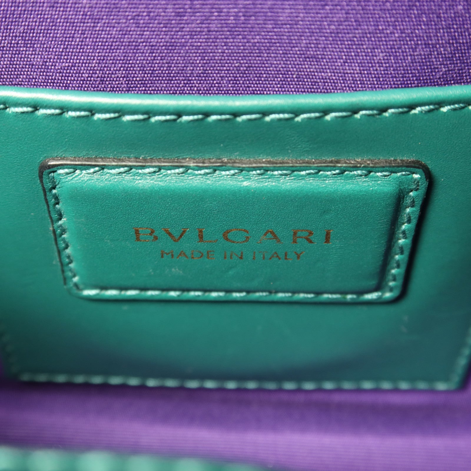 BVLGARI 牛皮皮革Serpenti Forever金扣鏈帶肩背袋