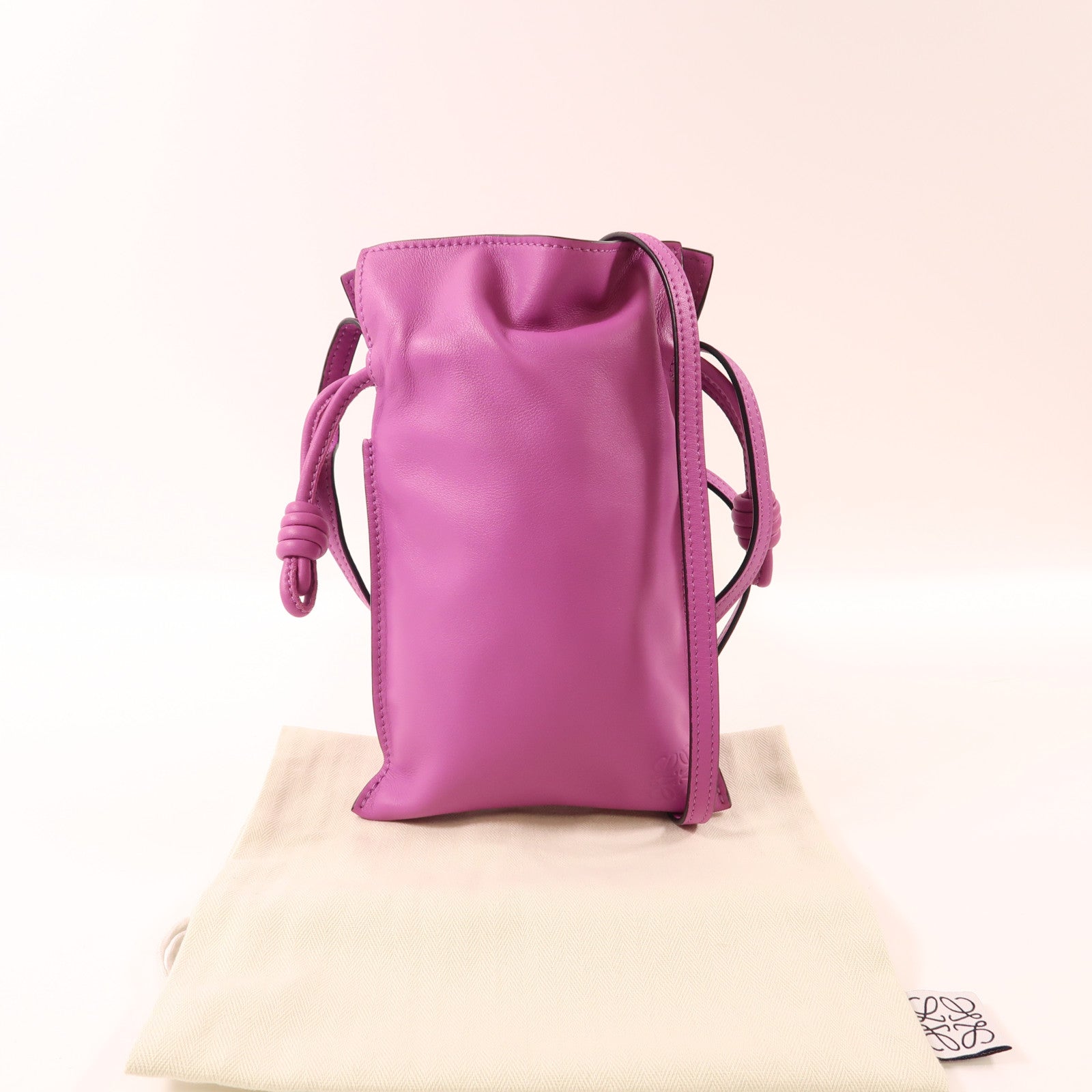 LOEWE 羊皮皮革Flamenco Pocket肩背袋