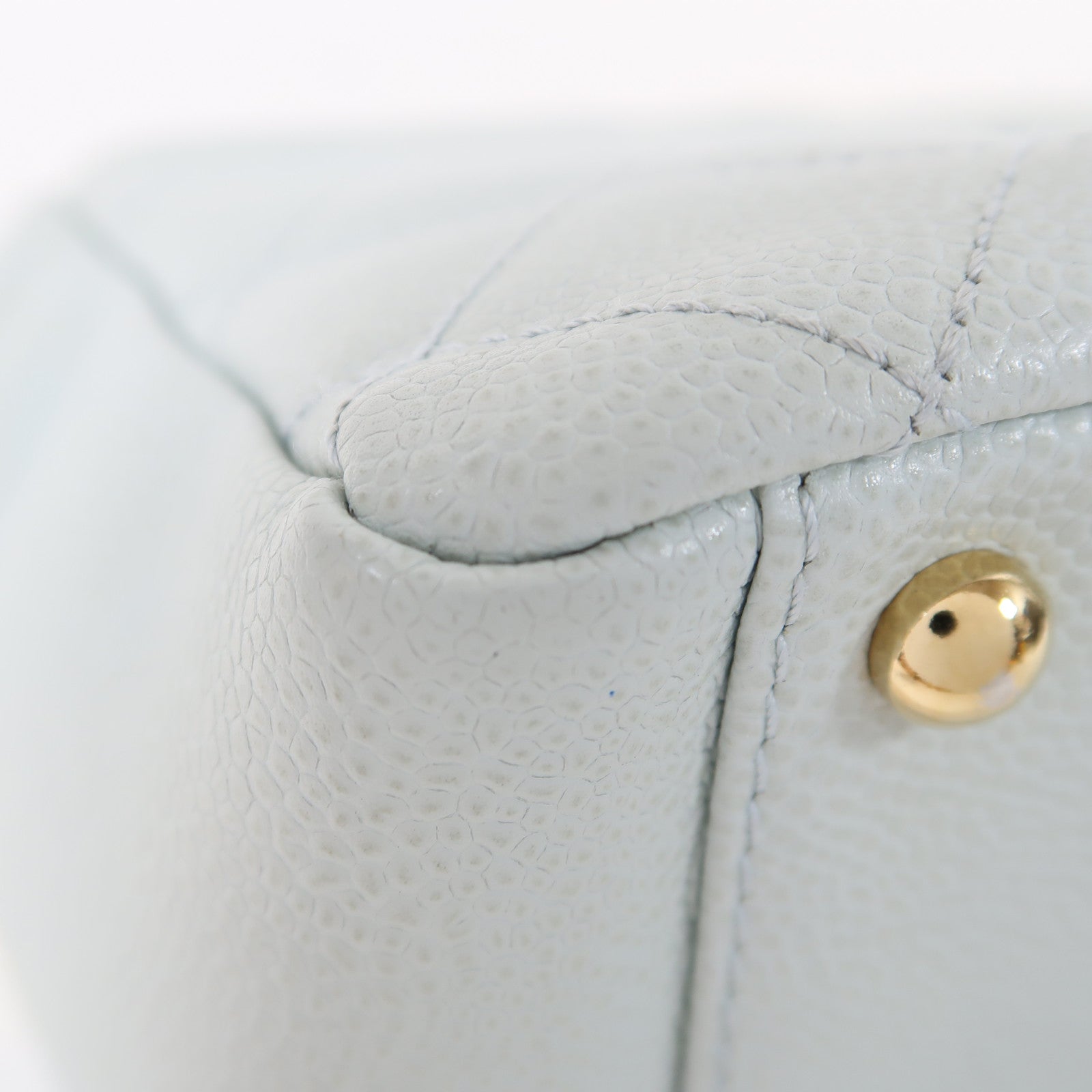 CHANEL 菱格Caviar皮革Vintage Shoulder Bag金扣鏈帶肩背袋淺藍色
