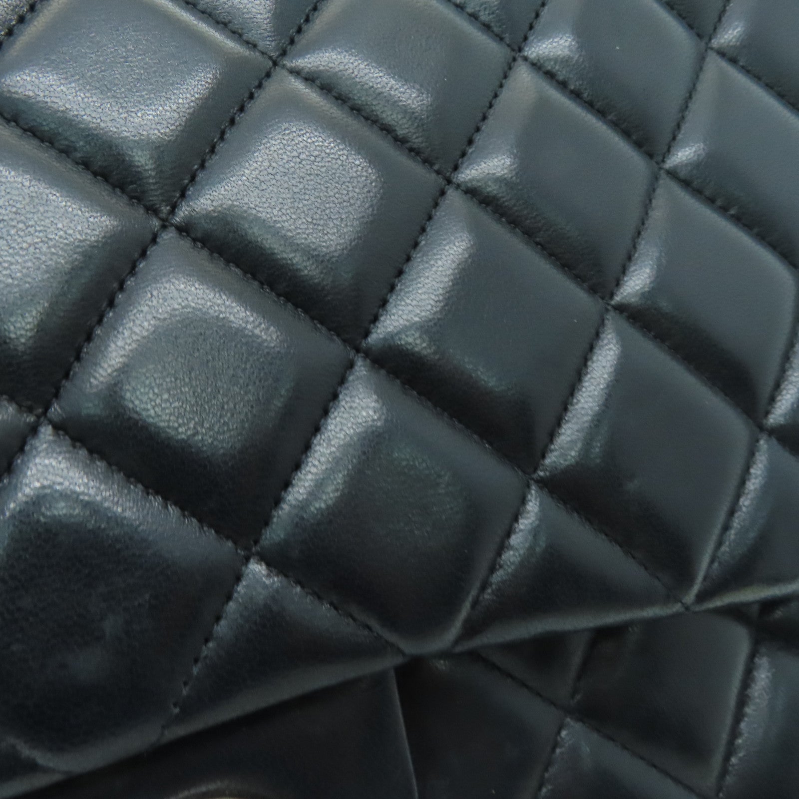CHANEL 菱格羊皮皮革Classic银扣链带肩背袋黑色
