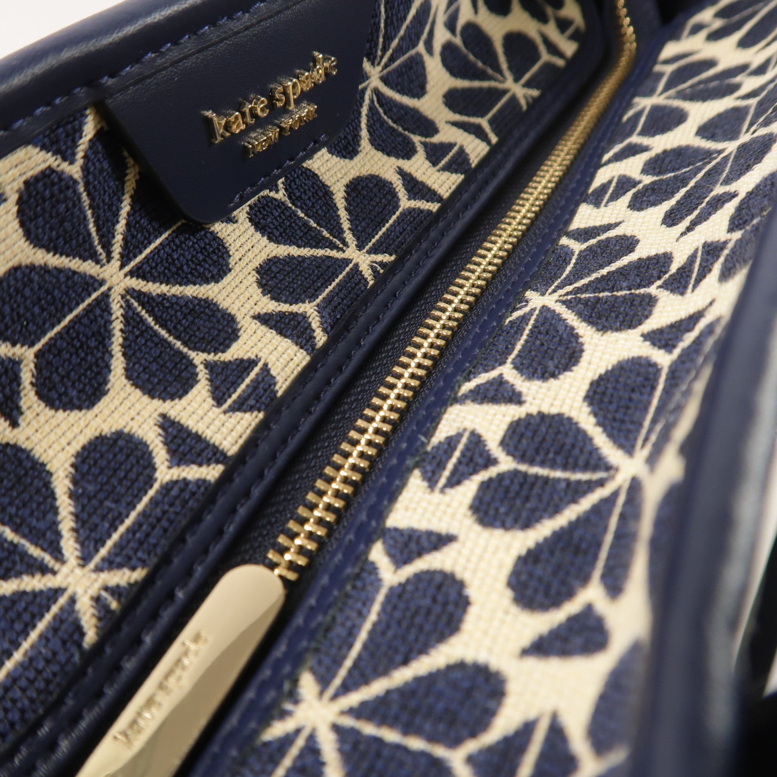 Kate Spade 帆布Stripe Market Medium肩背袋