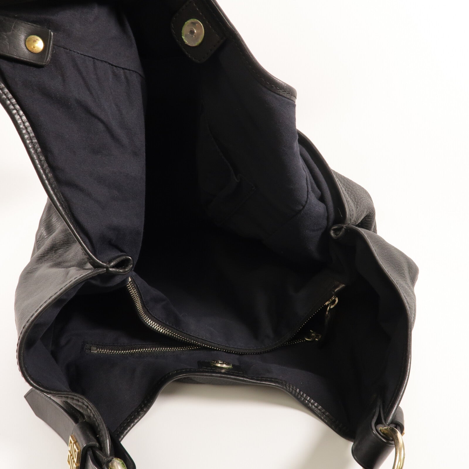 GIVENCHY 牛皮皮革Shoulder Bag鏈帶肩背袋