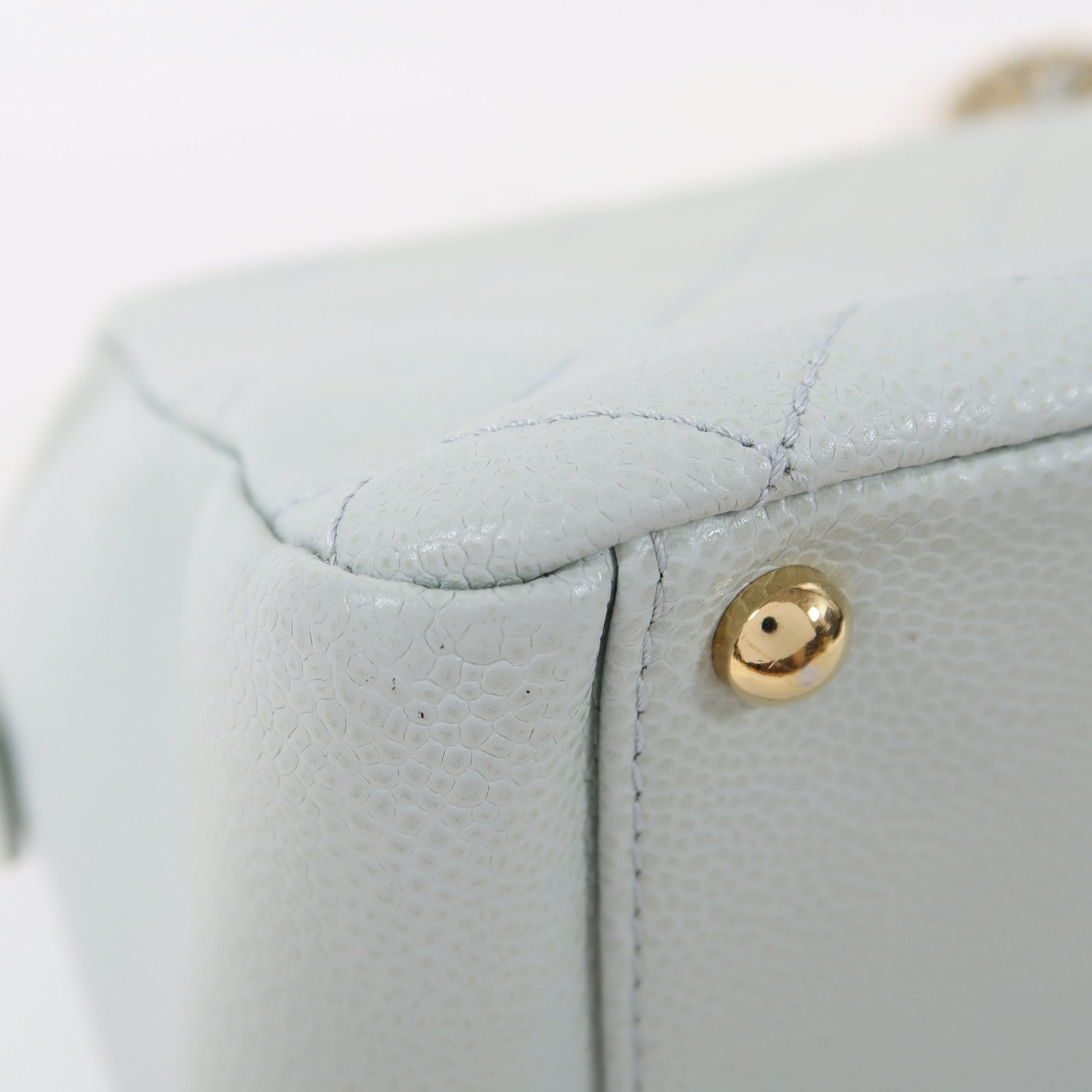 CHANEL 菱格Caviar皮革Vintage Shoulder Bag金扣鏈帶肩背袋淺藍色