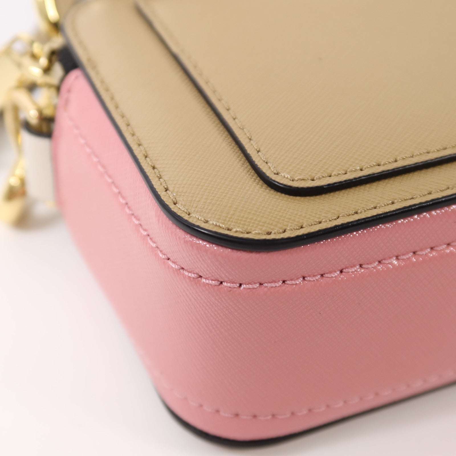 MARC JACOBS 牛皮皮革The Snapshot Camera Bag金扣肩背袋