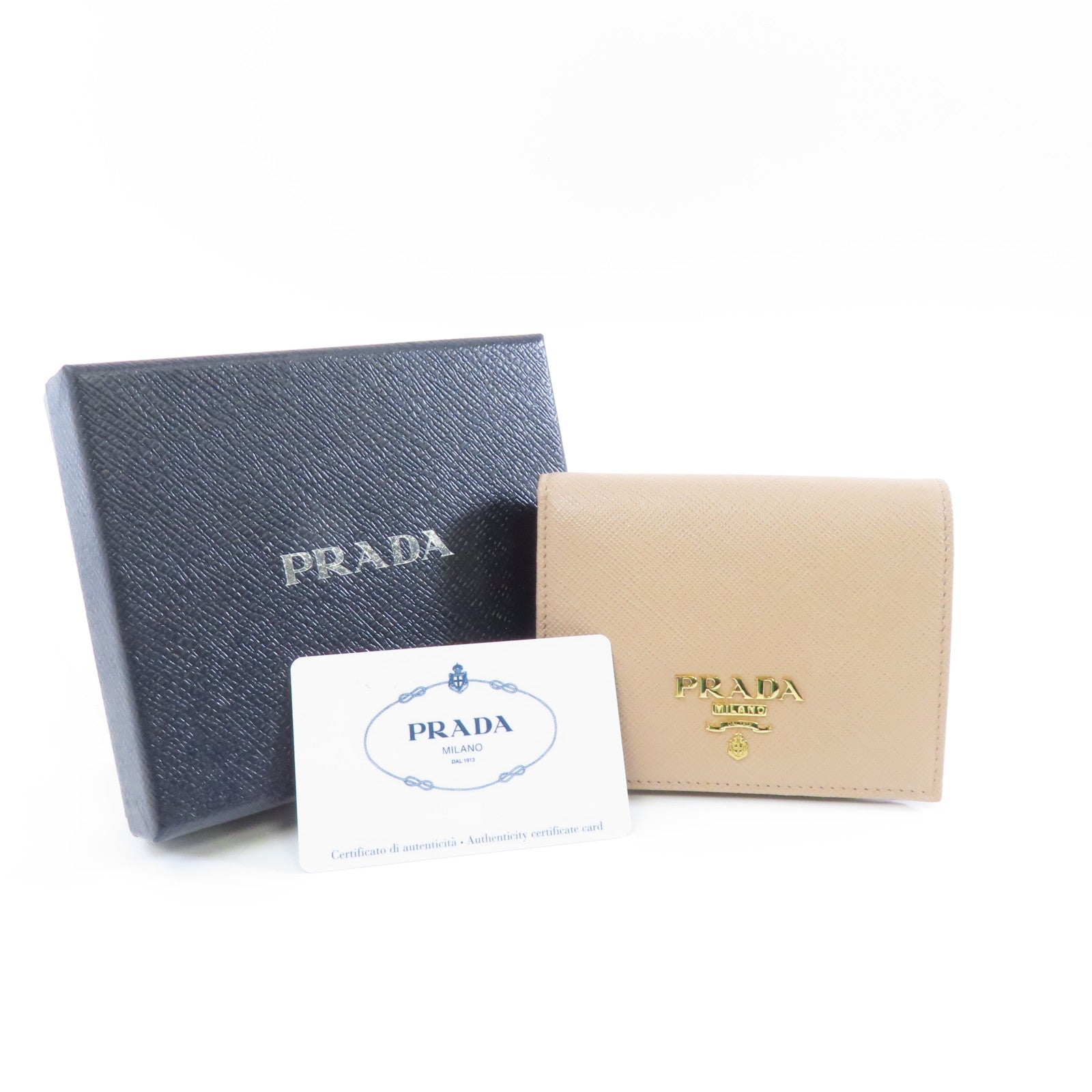 PRADA 牛皮皮革Wallet金扣錢包米色