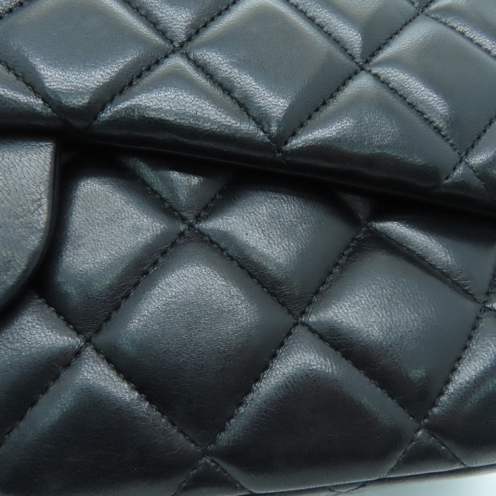 CHANEL 菱格羊皮皮革Classic银扣链带肩背袋黑色