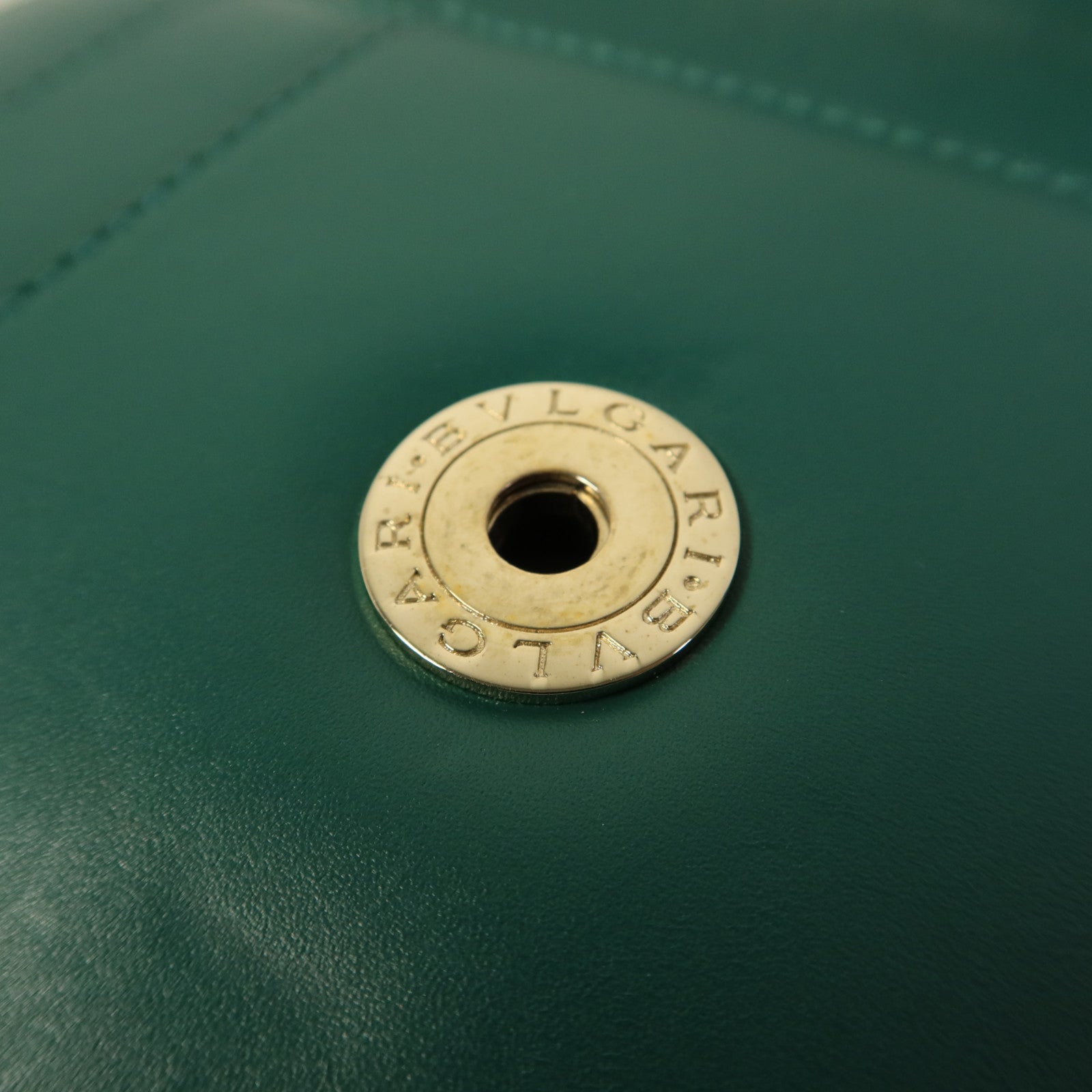 BVLGARI 牛皮皮革Serpenti Forever金扣鏈帶肩背袋