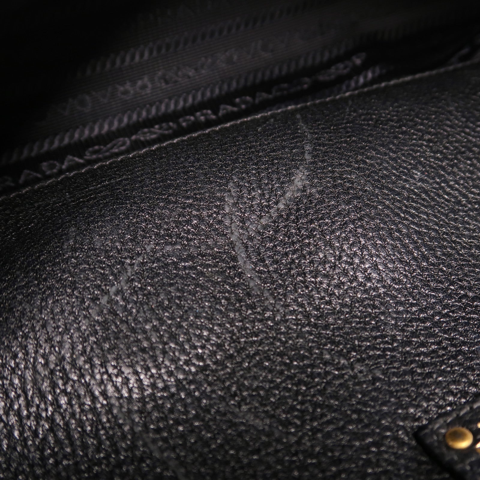 PRADA 牛皮皮革Vitello Phoenix金扣手挽肩背兩用袋