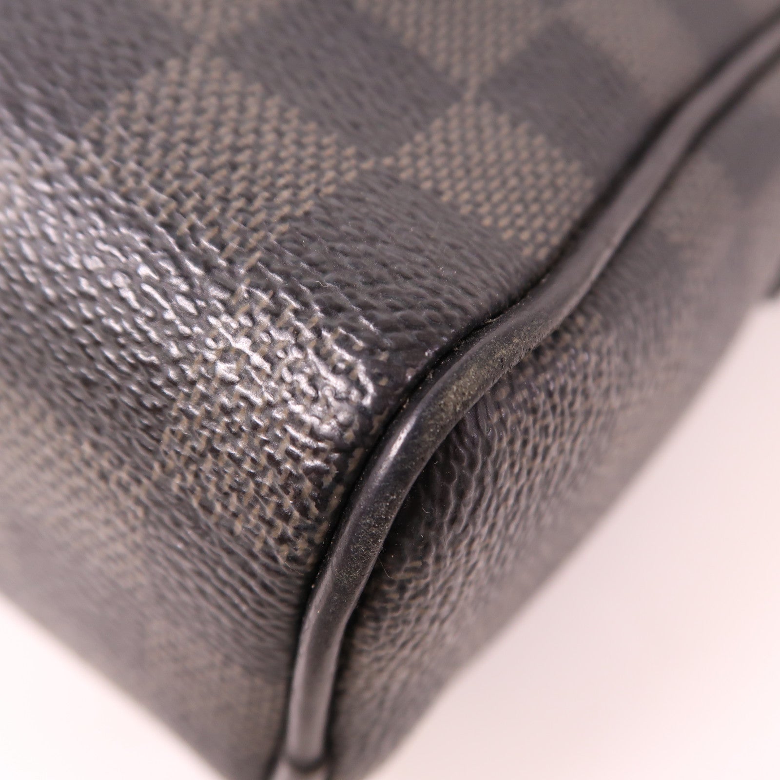 LOUIS VUITTON Damier Graphite Dayton MM銀扣肩背袋