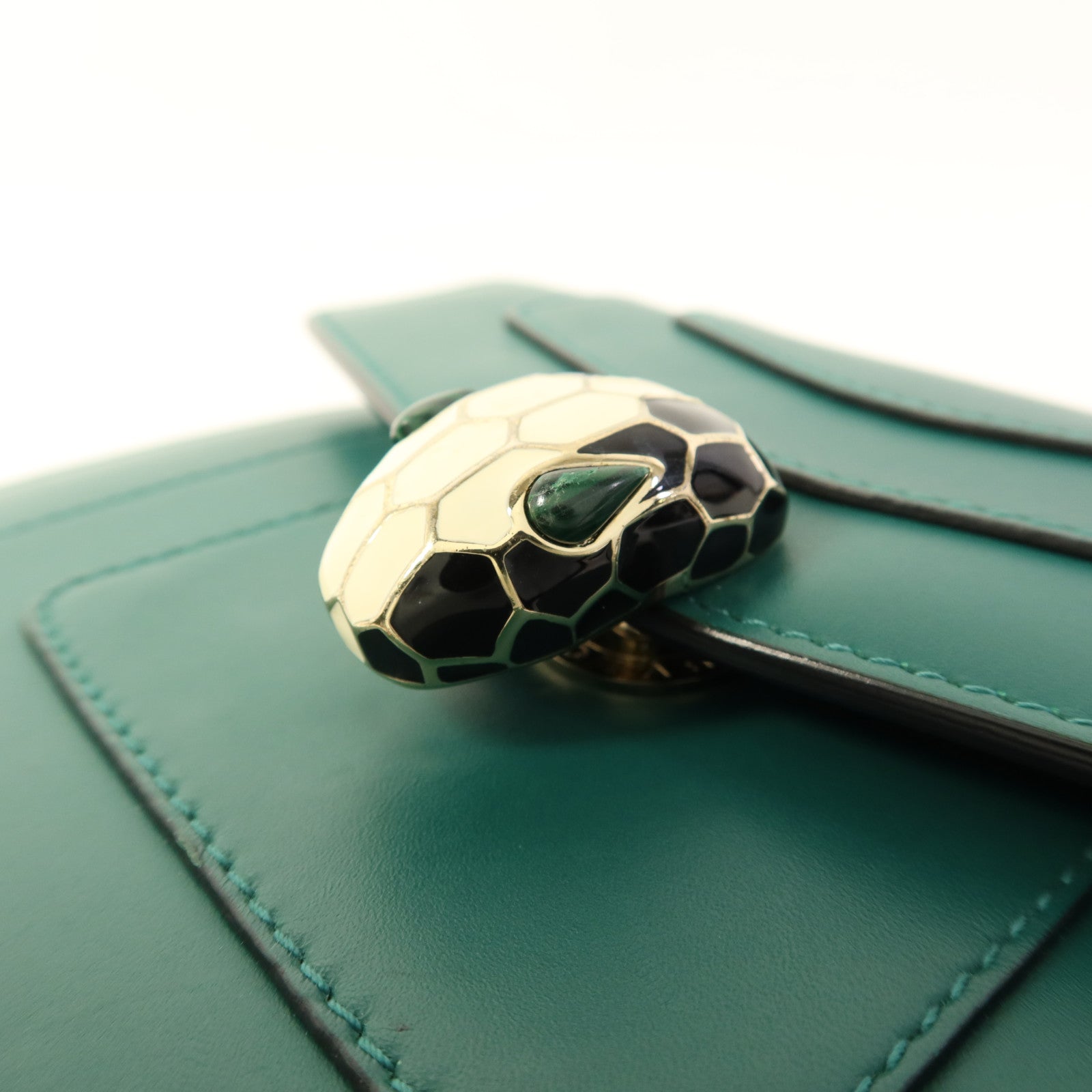 BVLGARI 牛皮皮革Serpenti Forever金扣鏈帶肩背袋