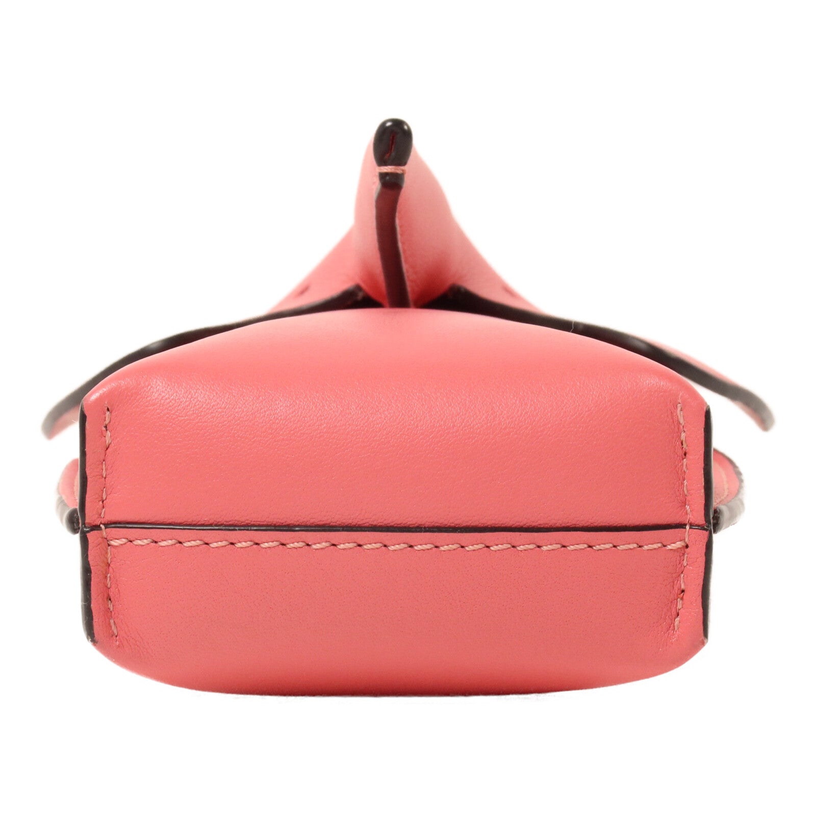 LOEWE 牛皮皮革Pocket肩背袋