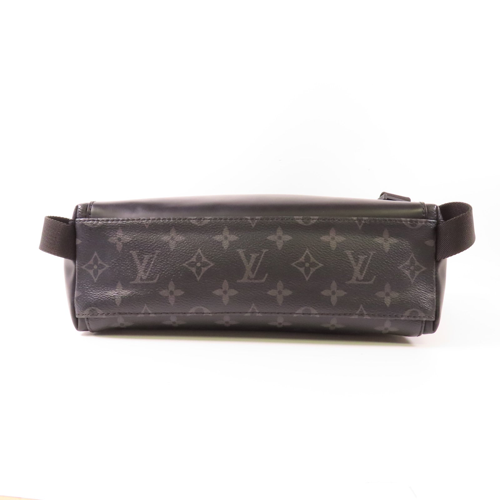 LOUIS VUITTON 【激減優惠】Monogram Eclipse Messenger PM Voyager銀扣肩背袋
