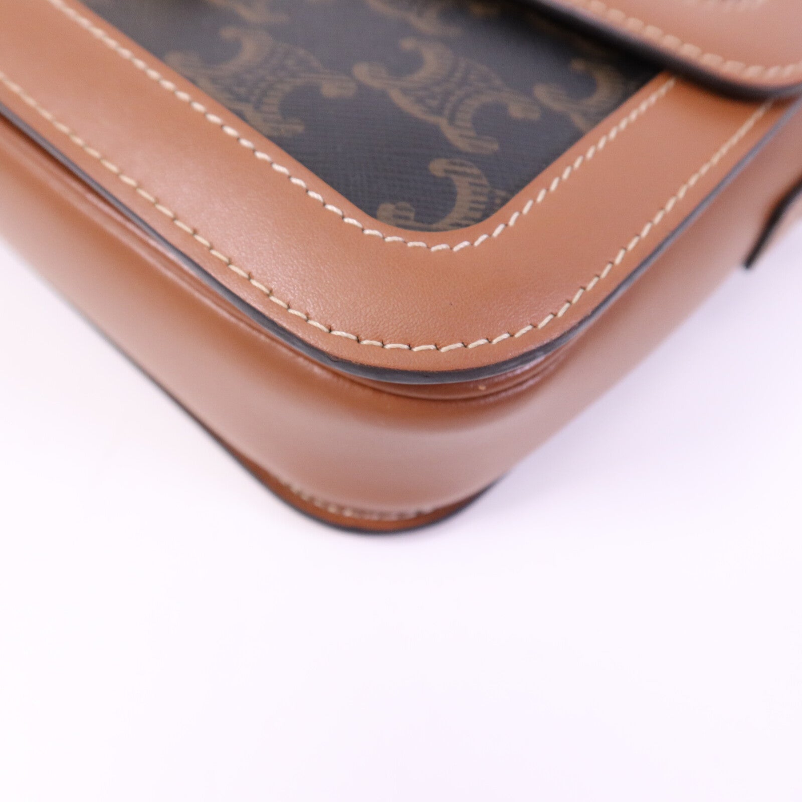 CELINE 塗層帆布Teen Triomphe Bag金扣肩背袋