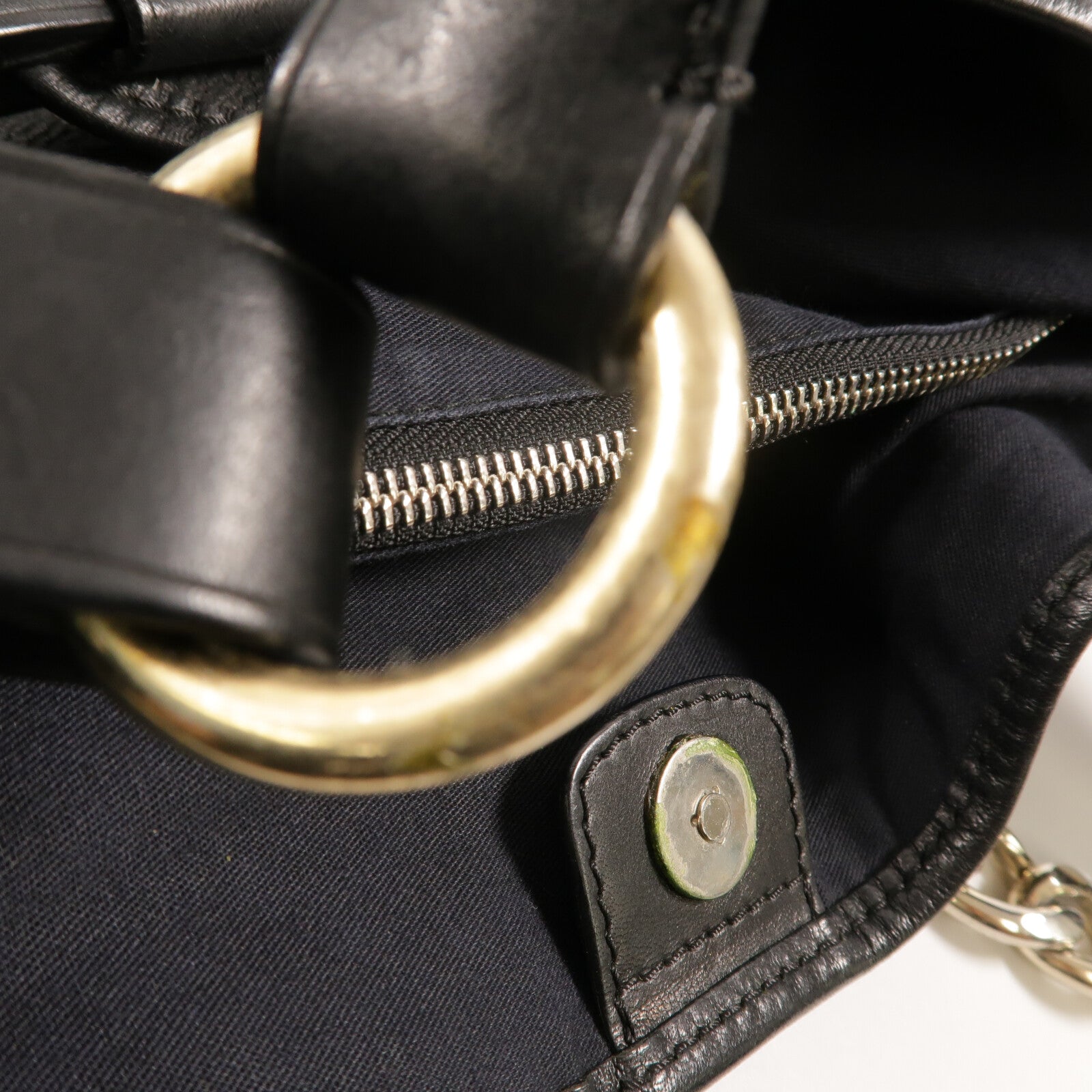 GIVENCHY 牛皮皮革Shoulder Bag鏈帶肩背袋