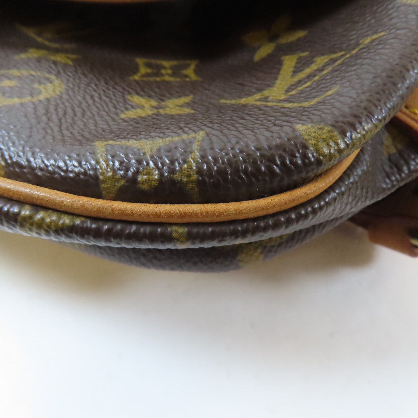 LOUIS VUITTON Monogram Saumur 30金扣肩背袋啡色