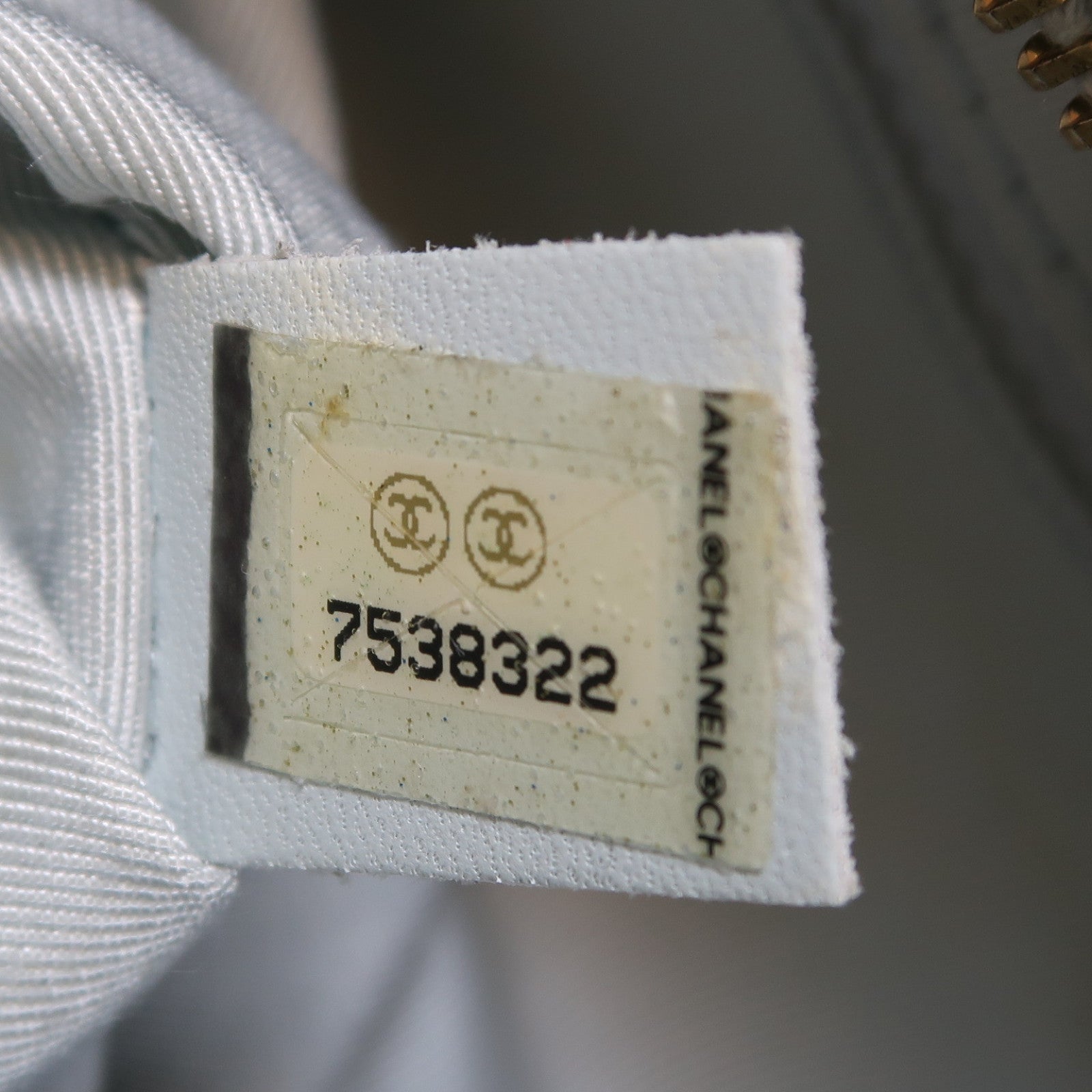CHANEL 菱格Caviar皮革Vintage Shoulder Bag金扣鏈帶肩背袋淺藍色