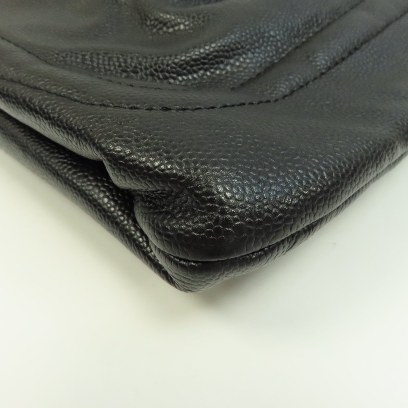 CHANEL Caviar皮革Shoulder Bag銀扣鏈帶肩背袋黑色