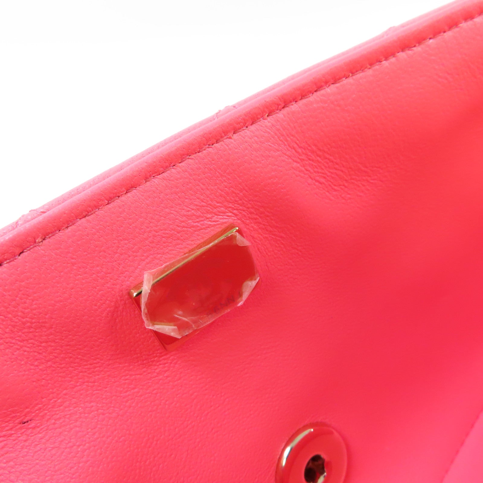 CHANEL 菱格羊皮皮革Classic Flap 20cm Chain Shoulder Bag金扣鏈帶肩背袋粉紅色