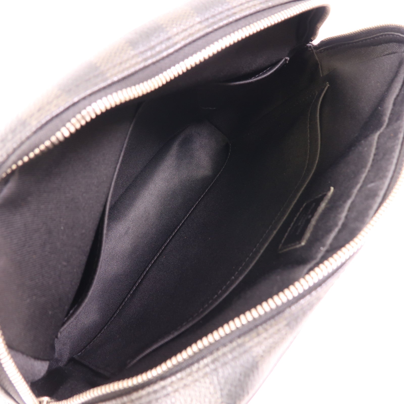 LOUIS VUITTON Damier Graphite Dayton MM銀扣肩背袋