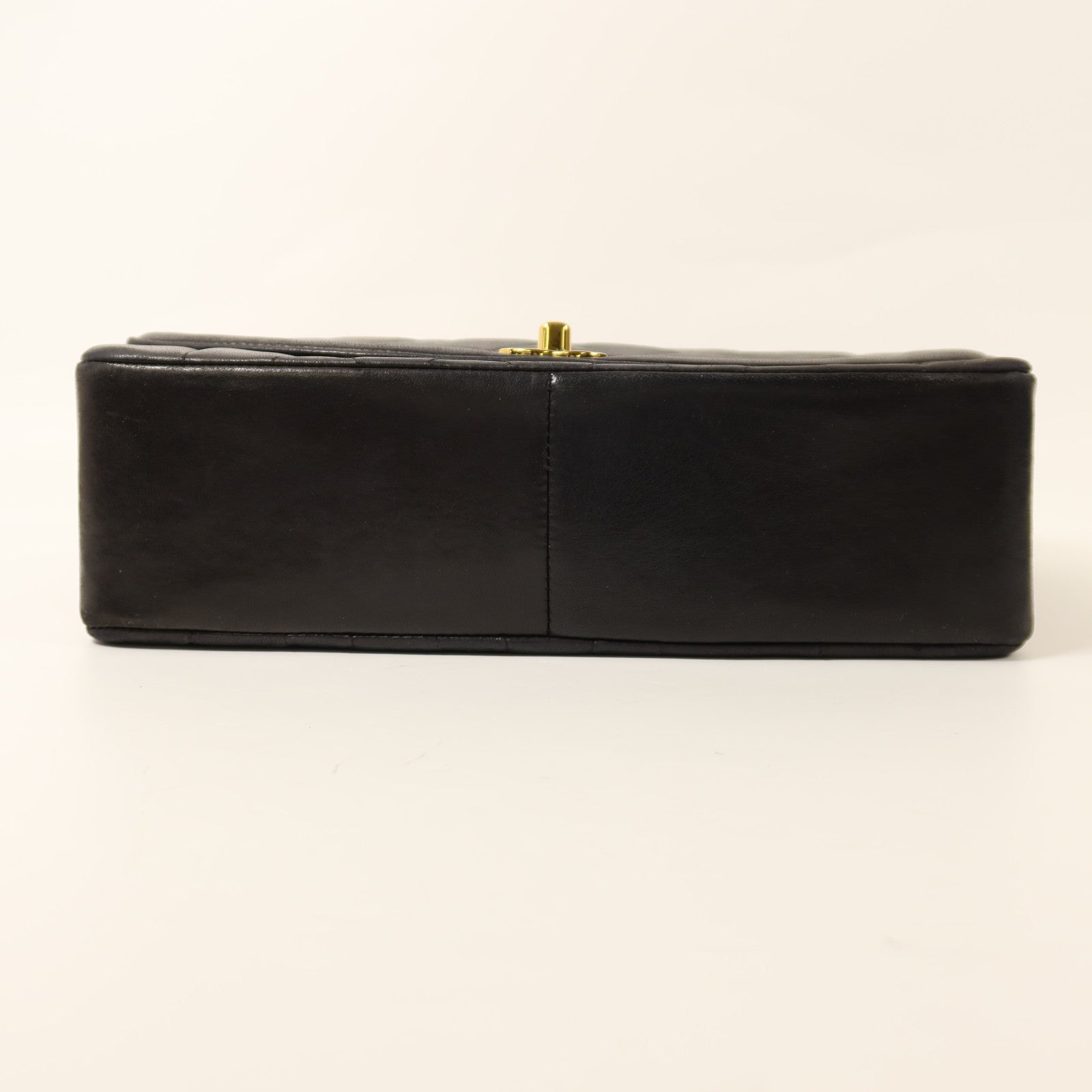 CHANEL 羊皮皮革Diana金扣鏈帶肩背袋