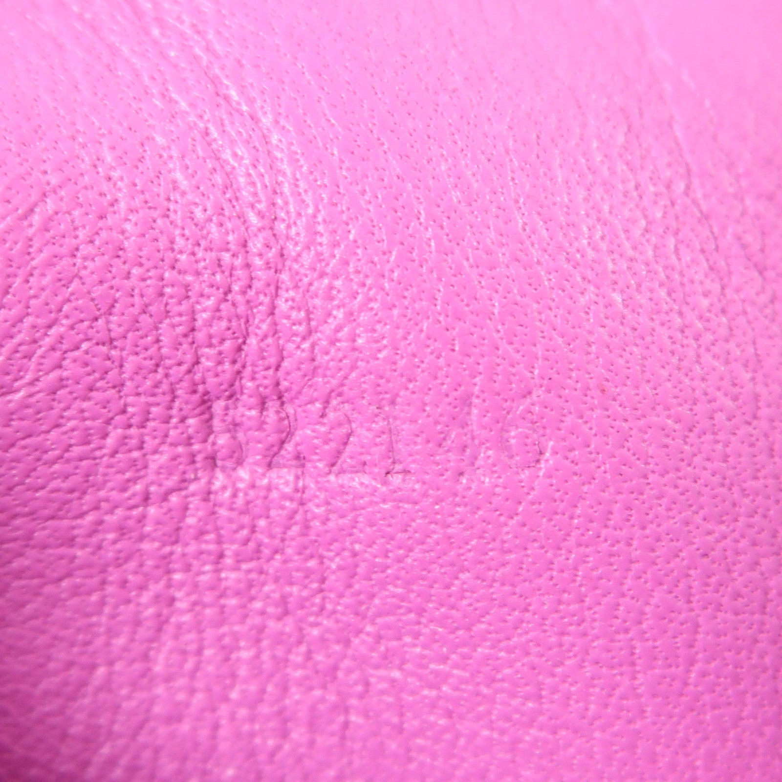 LOEWE 羊皮皮革Flamenco Pocket肩背袋