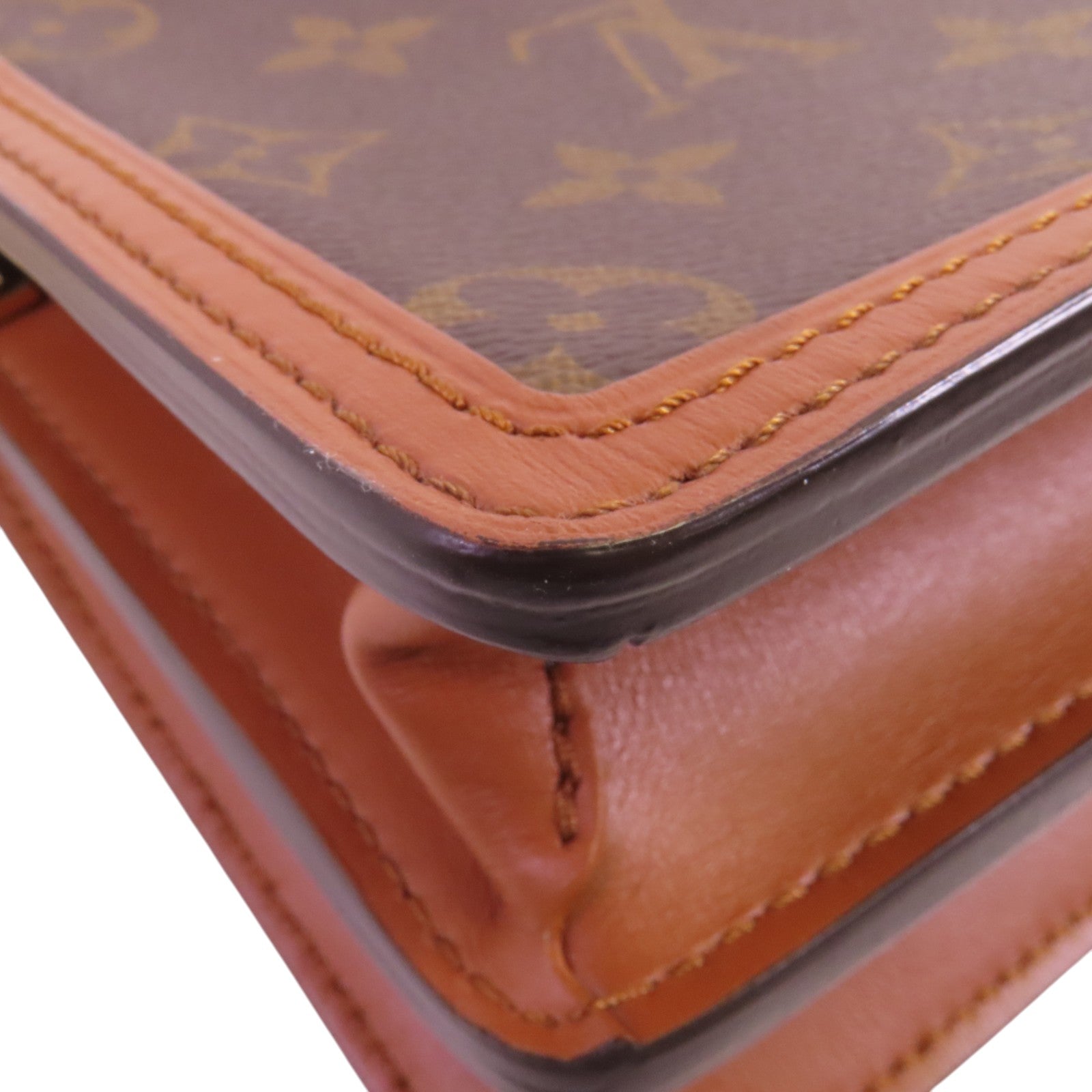 LOUIS VUITTON Monogram Reverse Mini Dauphine金扣肩背袋