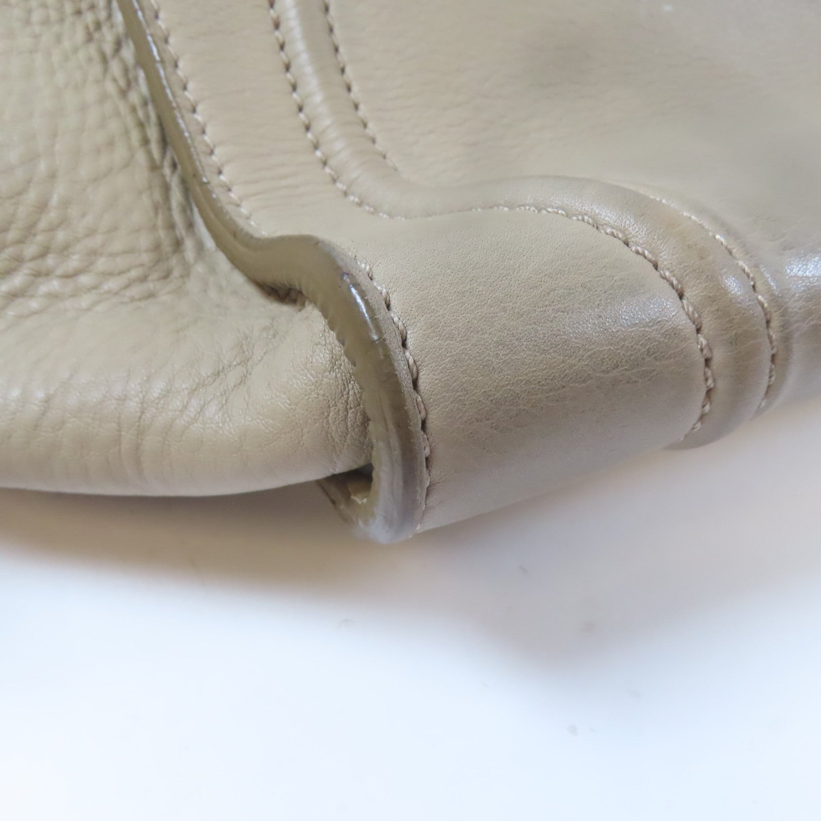 CELINE 牛皮皮革Nano Luggage Bag金扣肩背袋杏色