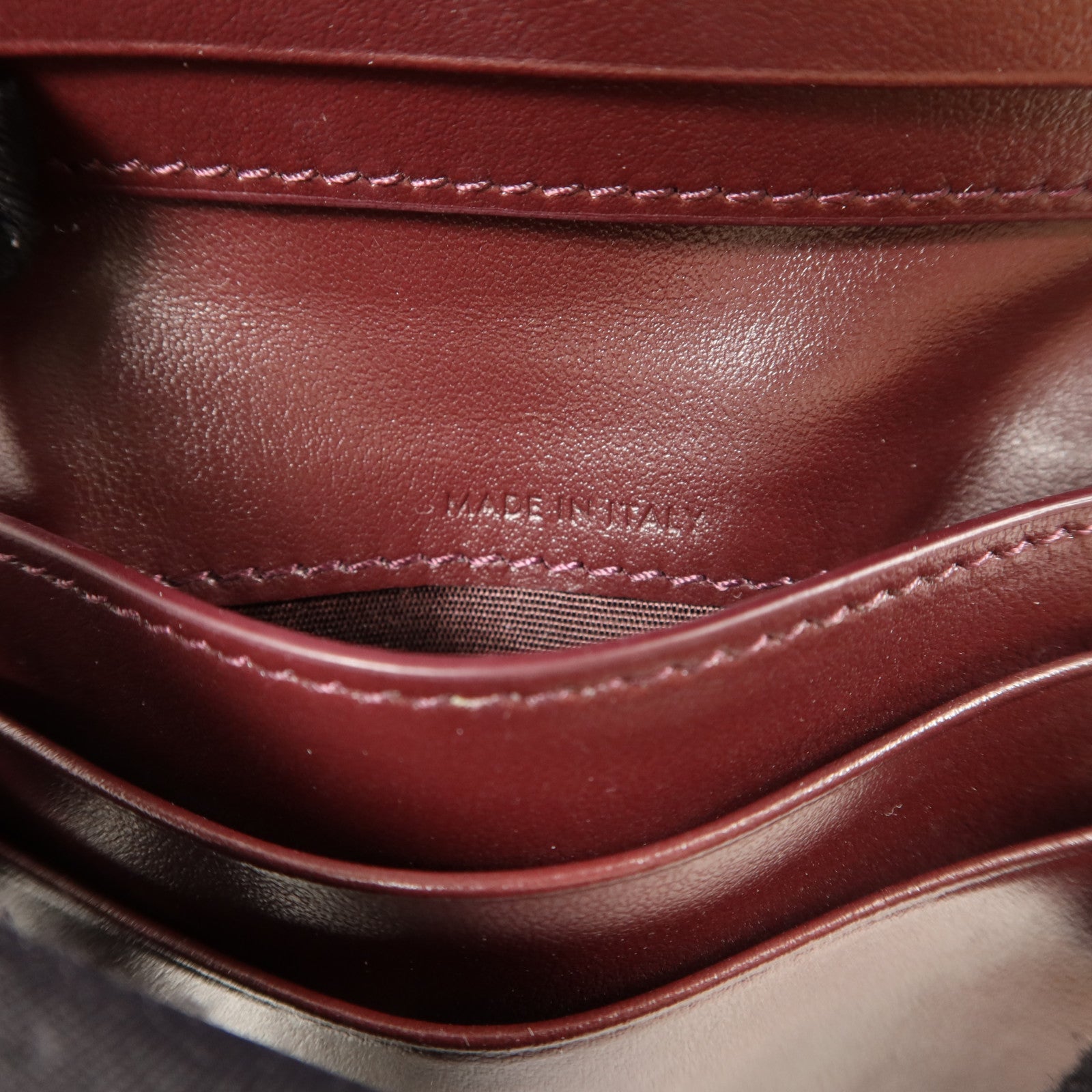 CELINE 牛皮皮革Triomphe Card Holder卡片套