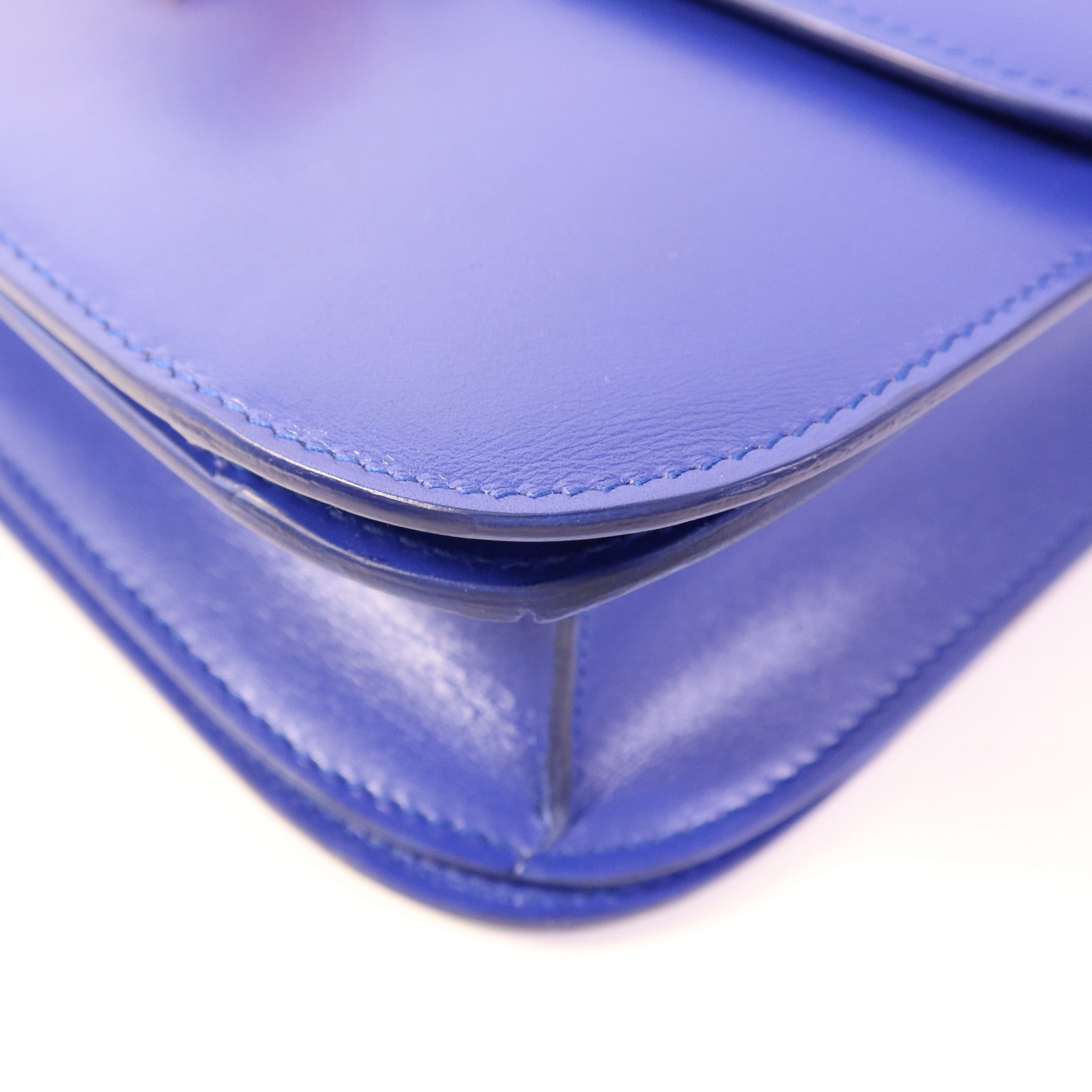 CELINE 牛皮皮革Classic Box M金扣肩背袋