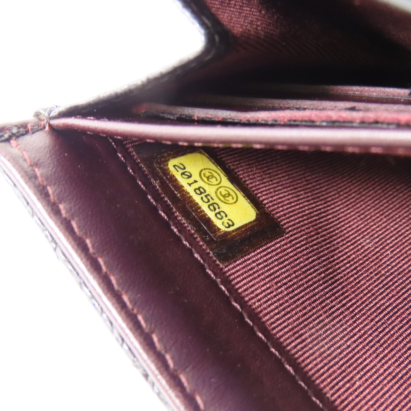 CHANEL 牛皮皮革Long Wallet金扣長錢包
