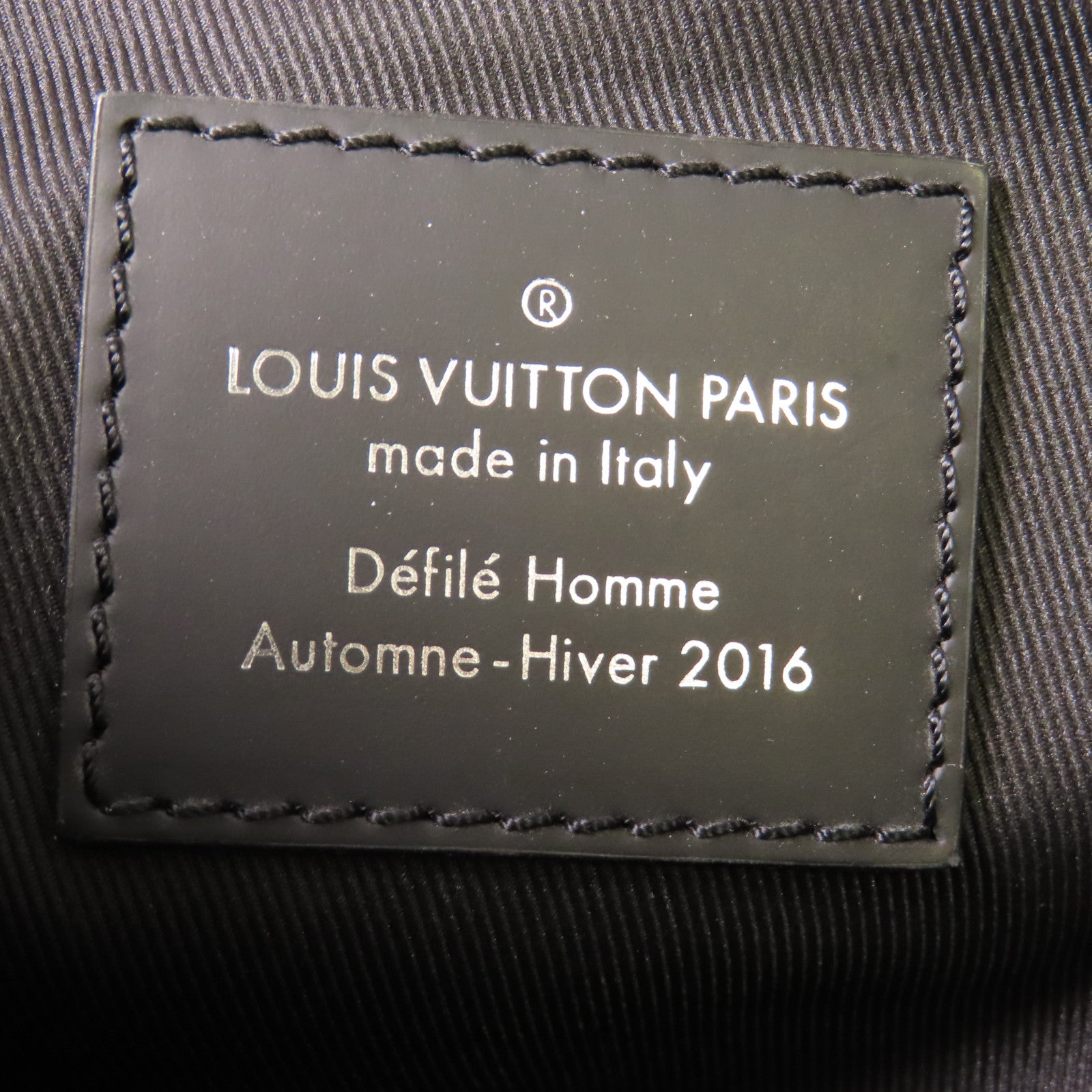 LOUIS VUITTON LV Messenger PM Voyager Shoulder Bag M40511 Monogram Eclipse Black