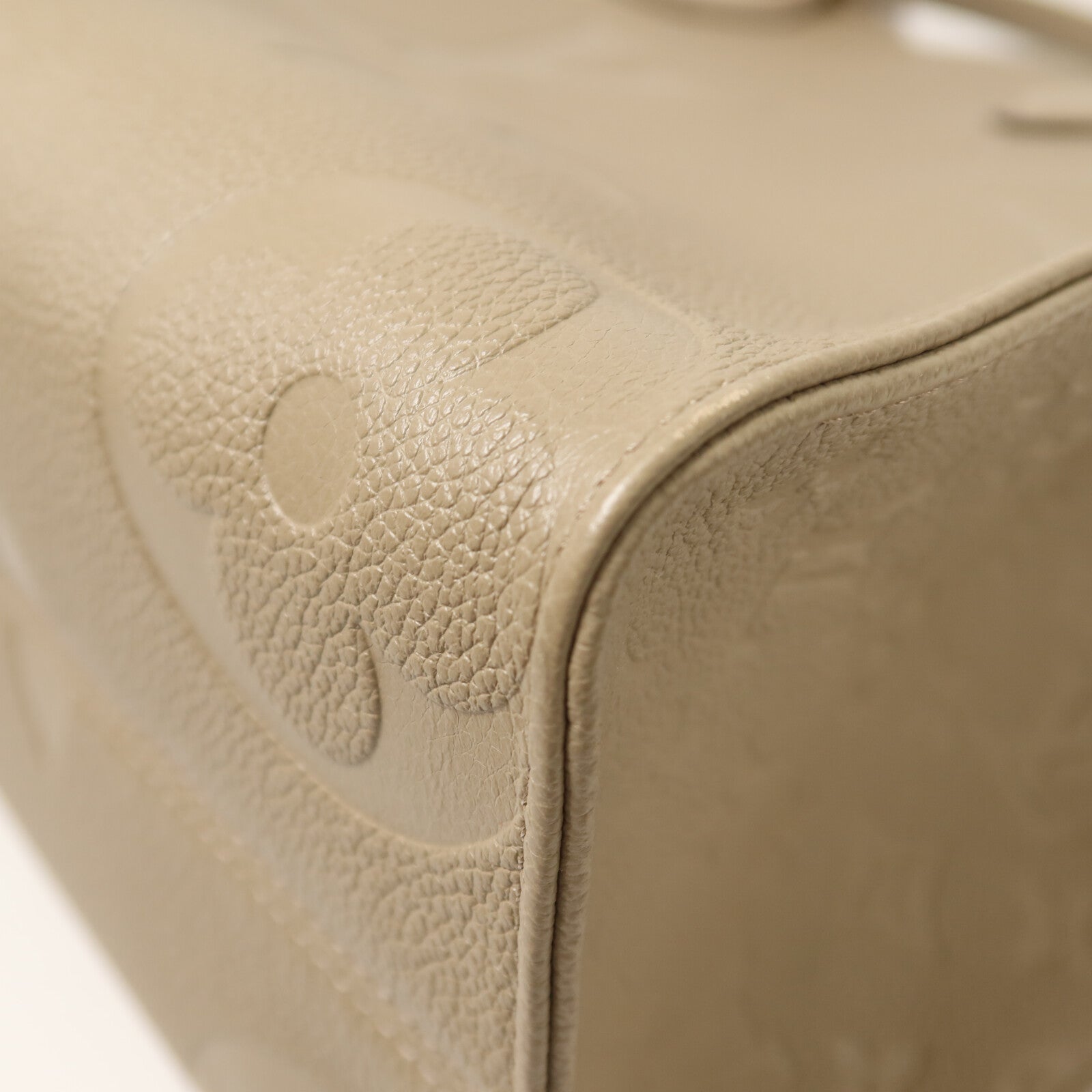 LOUIS VUITTON Monogram Empreinte On The Go MM手挽肩背兩用袋