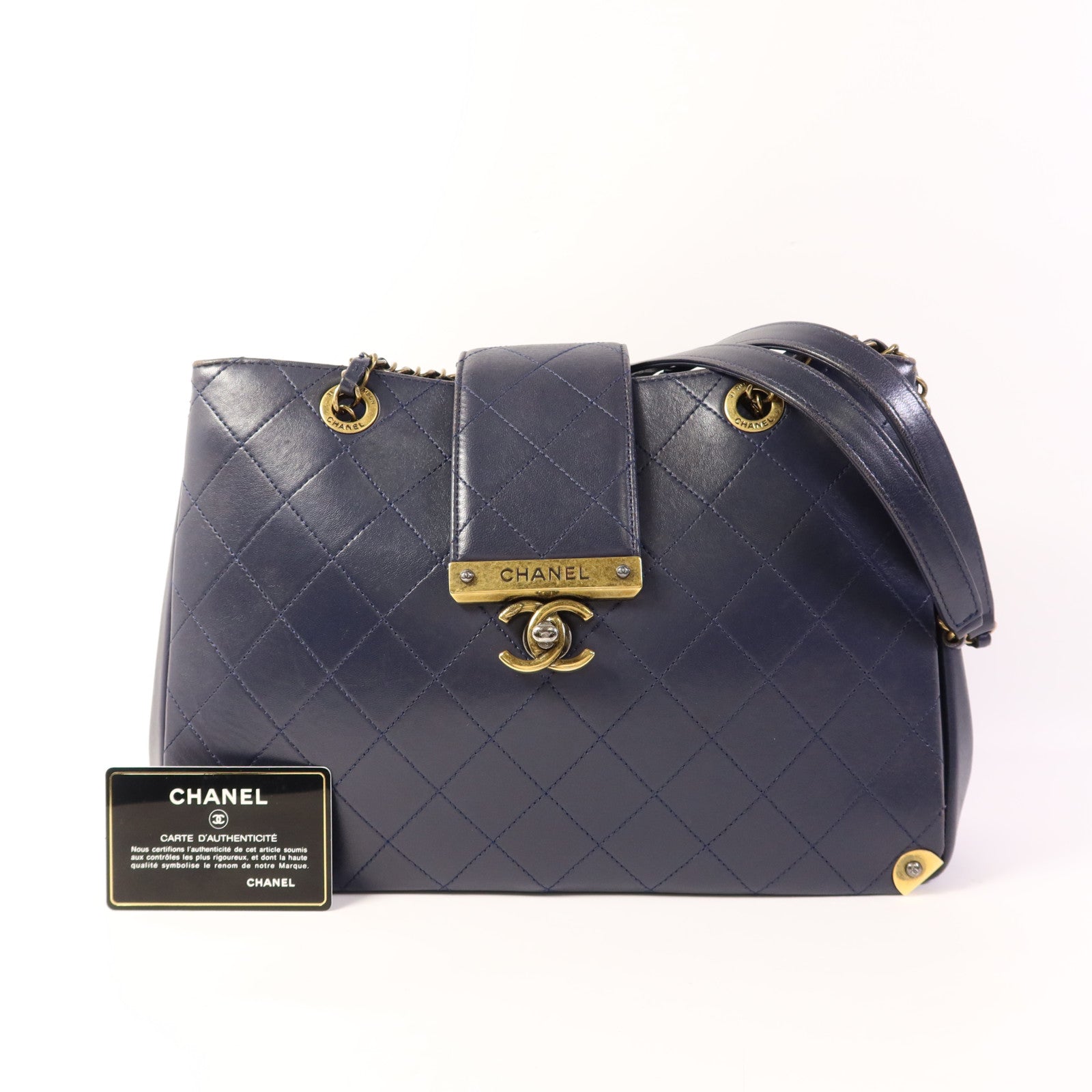 CHANEL 牛皮皮革Chain Shoulder金扣鏈帶肩背袋