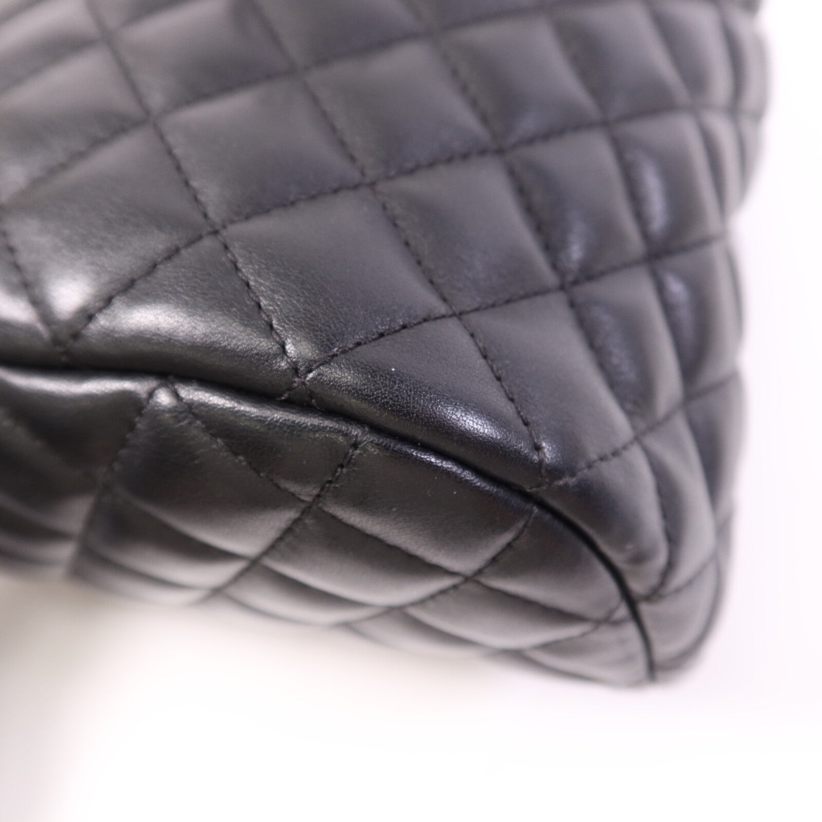 CHANEL 羊皮皮革Backpack金扣鏈帶背包